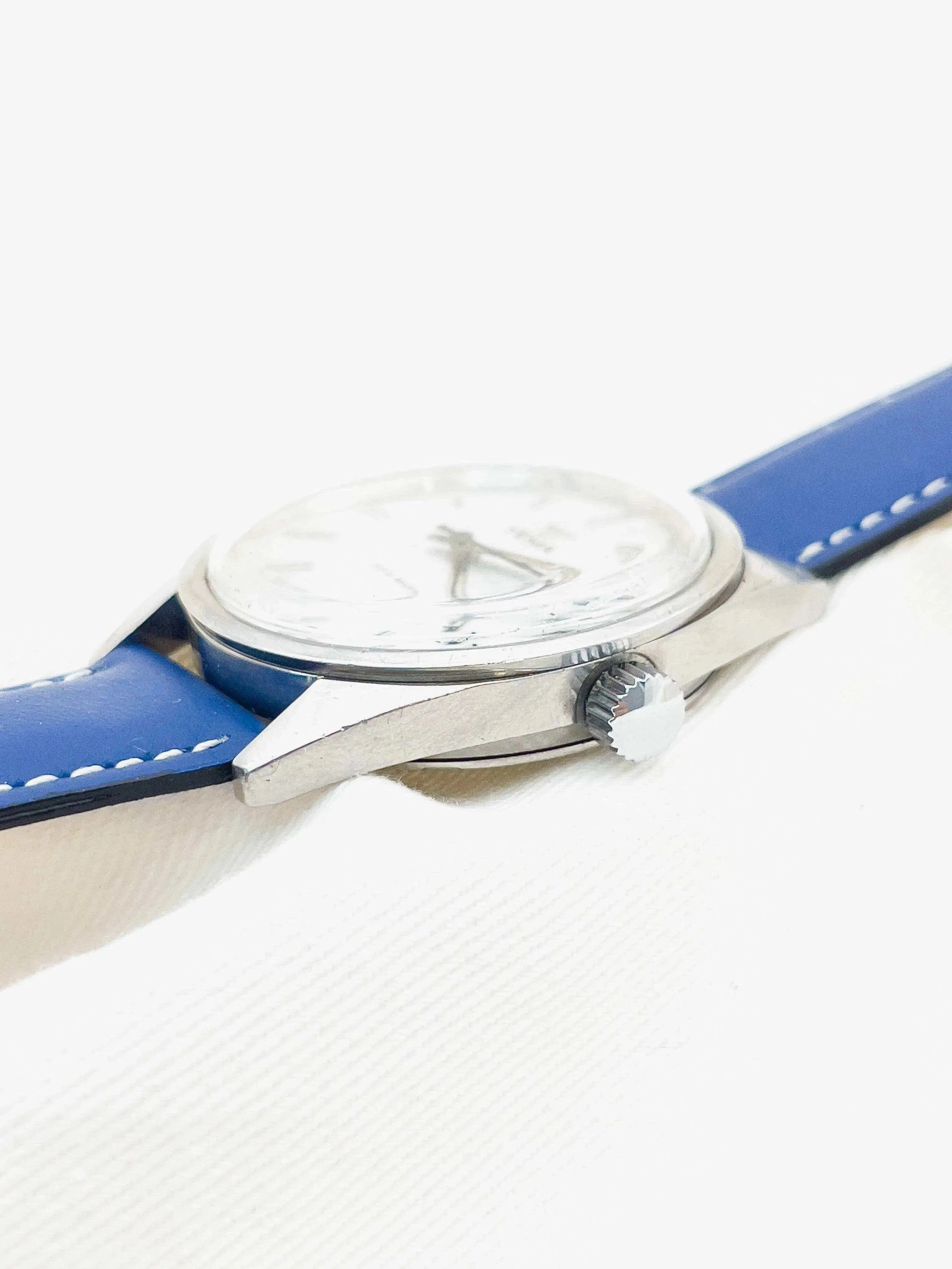 Yema - Sous-Marine Date Cuir bleu - 1960s - Atelier Victor Paris - Vintage Watch Shop Dubai