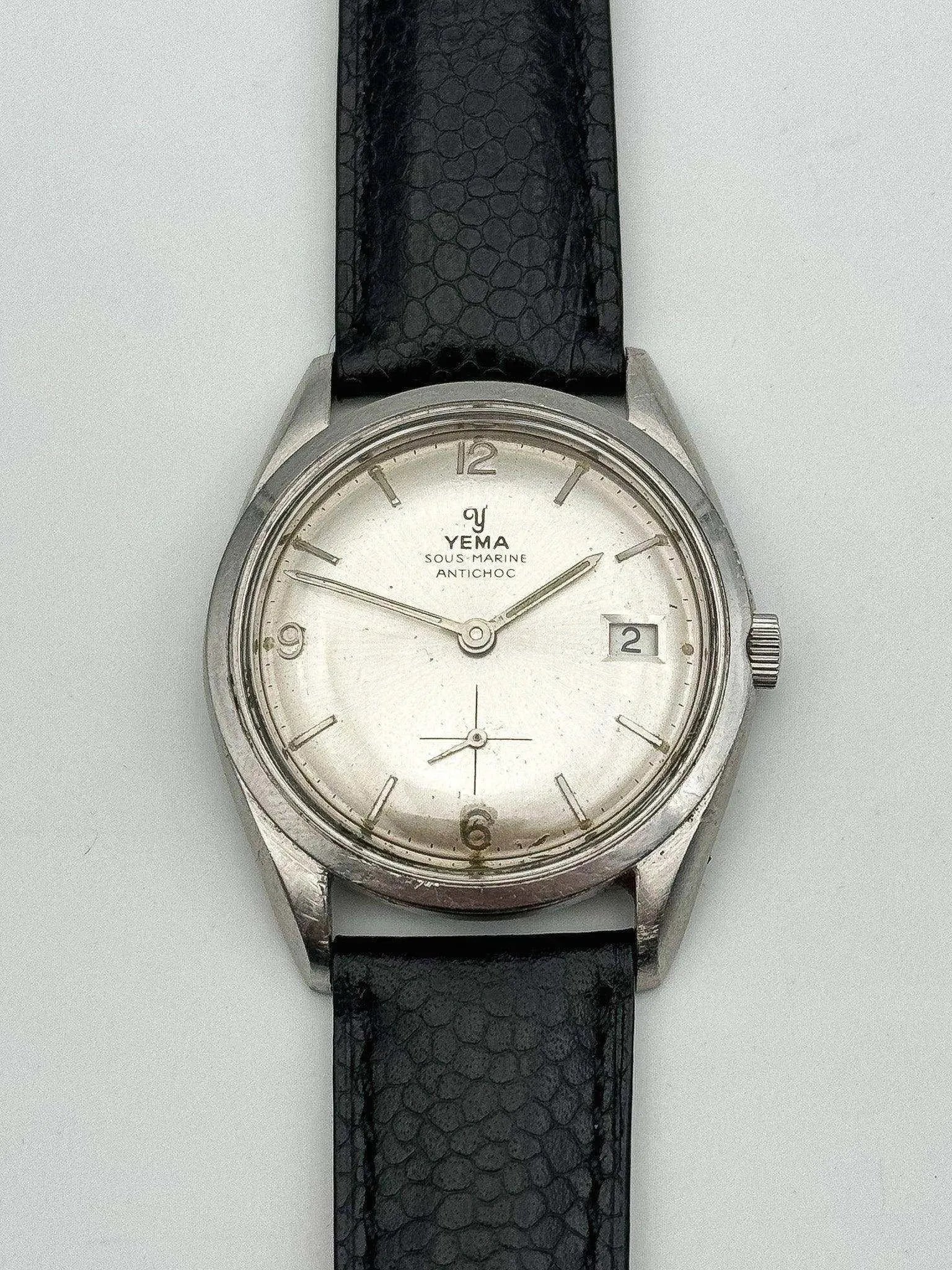 Yema - Sous-Marine Petite Seconde Date - 1960’s - Atelier Victor Paris - Vintage Watch Shop Dubai