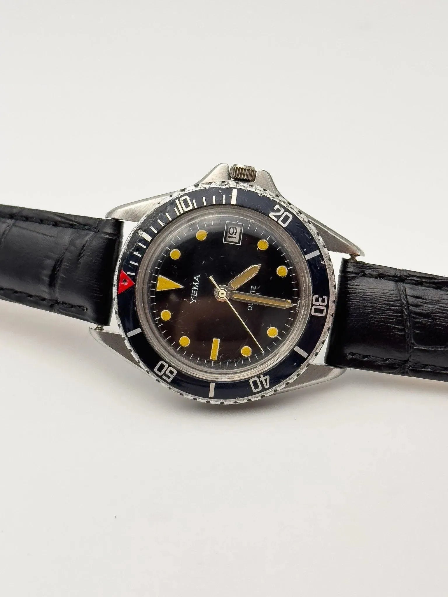 Yema - Submariner Quartz Noir - 1980s - Atelier Victor Paris - Vintage Watch Shop Dubai