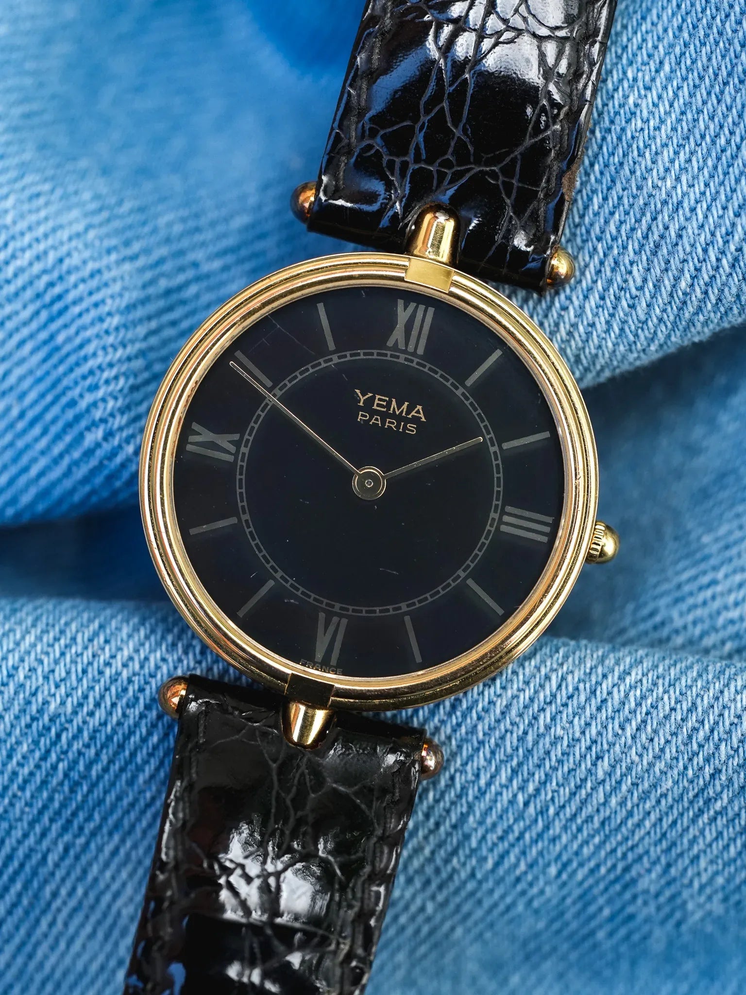 Yema - Type Must Colisée Noir - 1990s - Atelier Victor