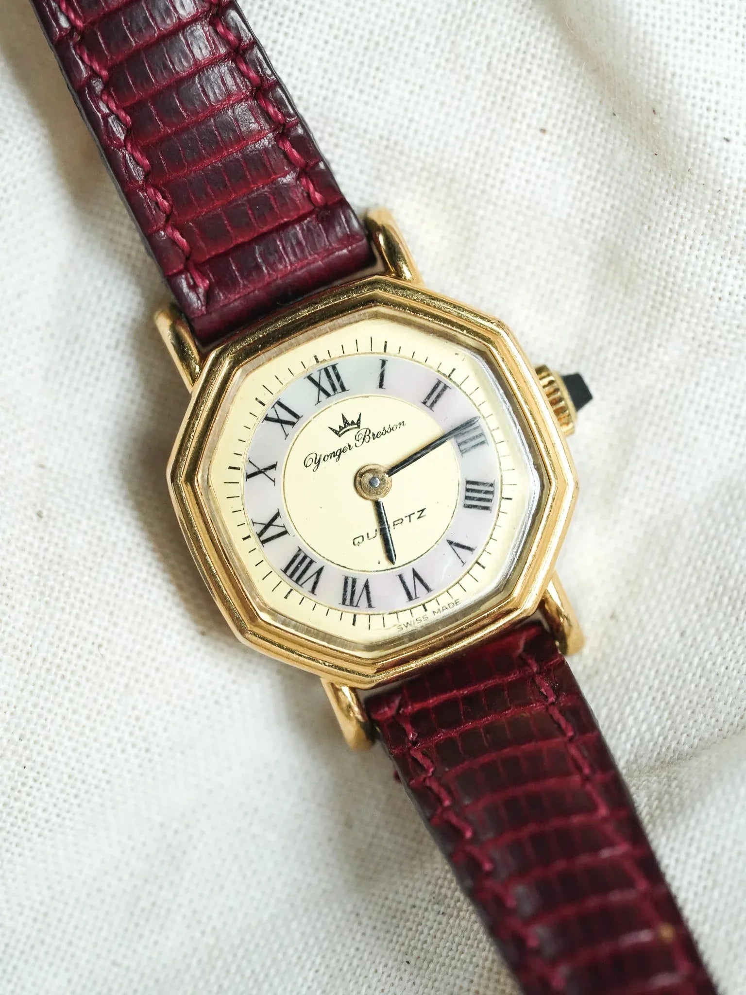 Yonger & Besson - Cadran Nacré plaqué or Femme - 1990s - Atelier Victor - Vintage  Shop