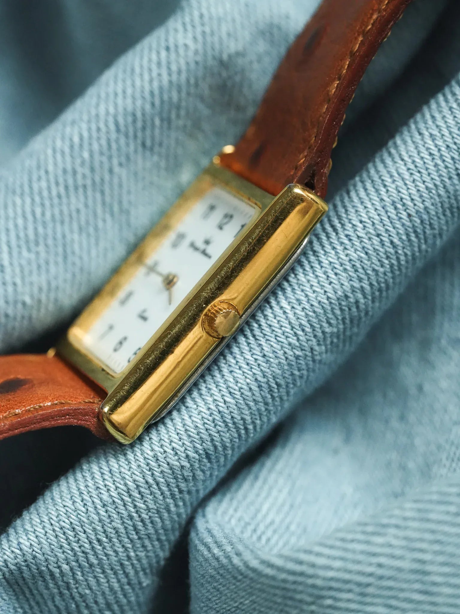 Yonger Bresson - Tank Cadran Blanc Quartz - 1990s - Atelier Victor