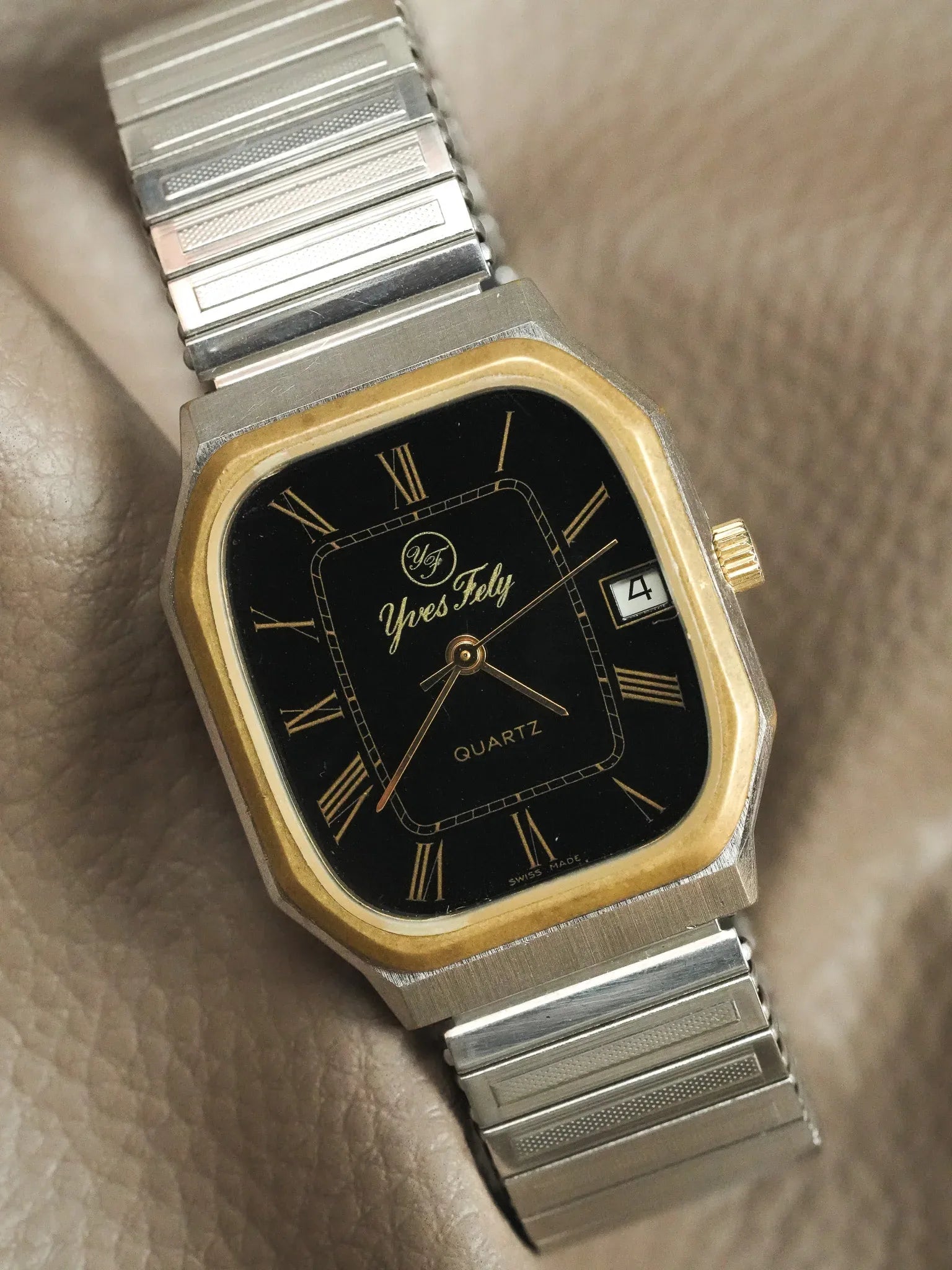 Yves Fely - Tank Octogonale XL Bicolore cadran noir chiffres romain - 1990s - Atelier Victor