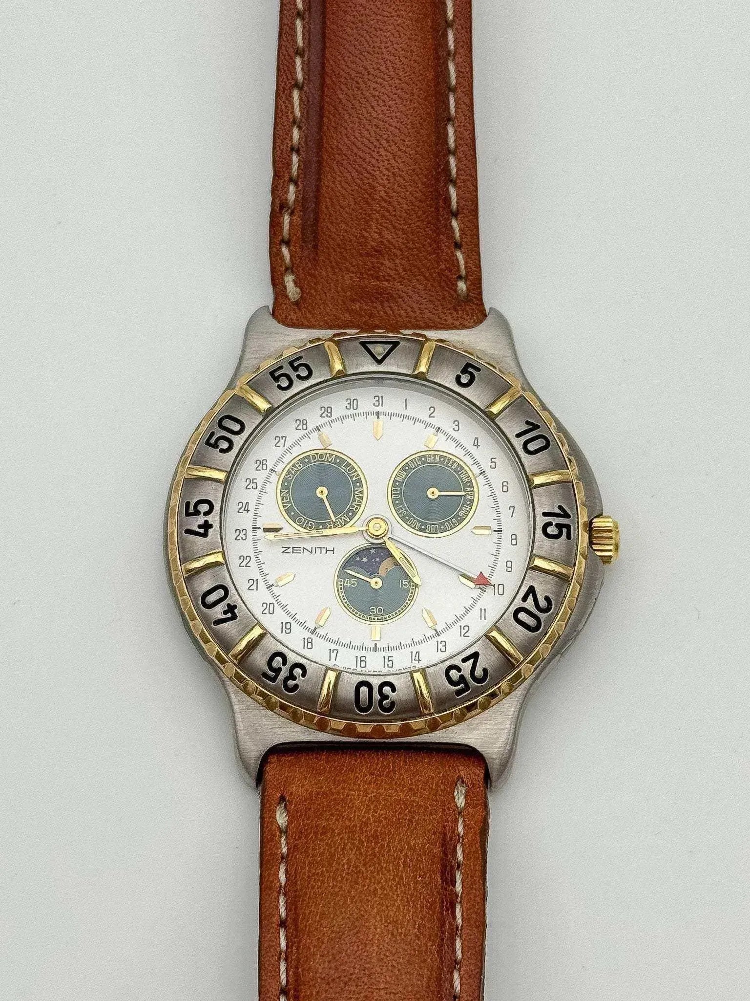 Zenith - 19.0170.393 phase de lune Triple Calendar - NOS & papier - 1980s - Atelier Victor