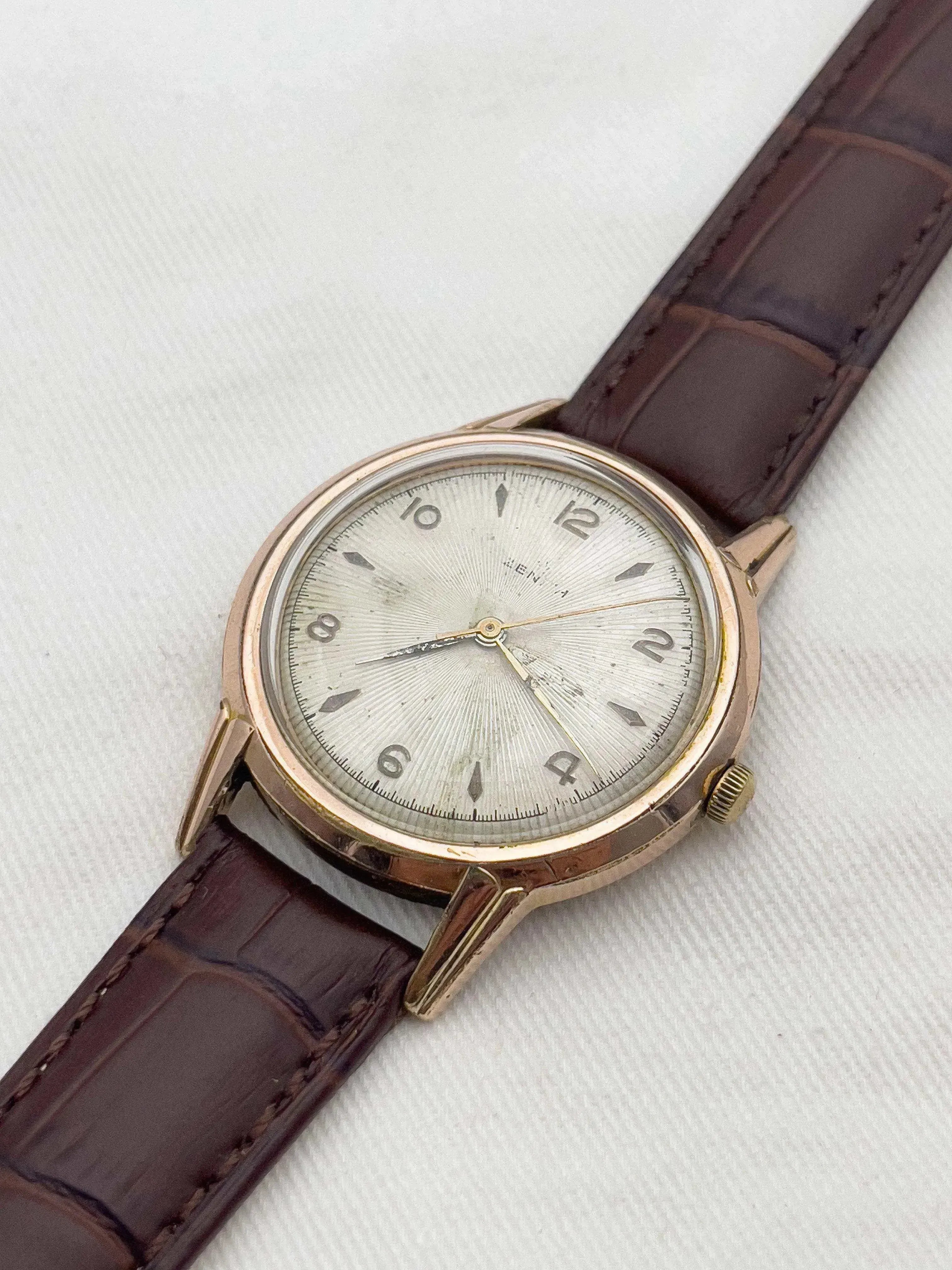 Zenith - Guillochée Plaqué or - 1960s - Atelier Victor