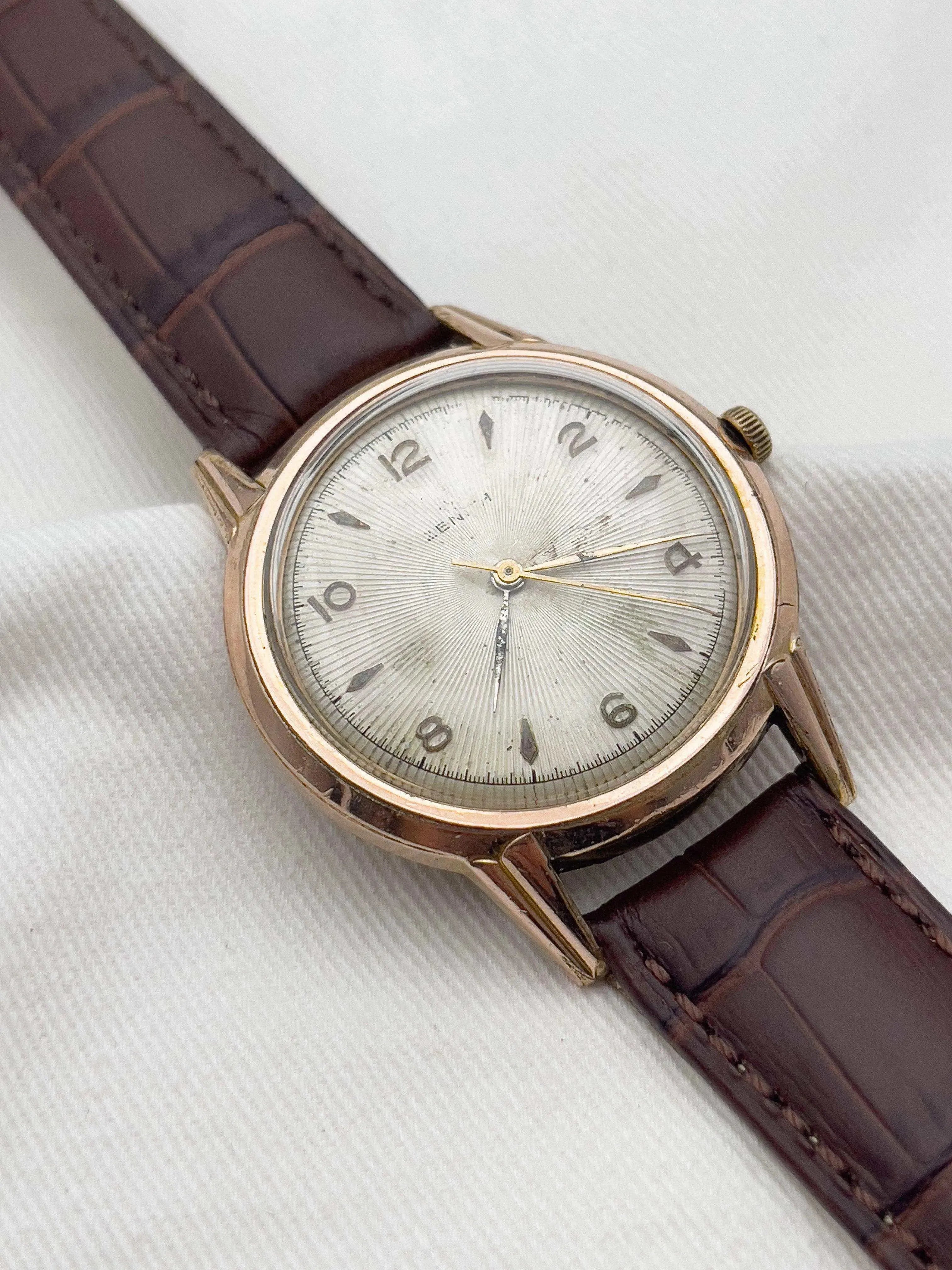 Zenith - Guillochée Plaqué or - 1960s - Atelier Victor