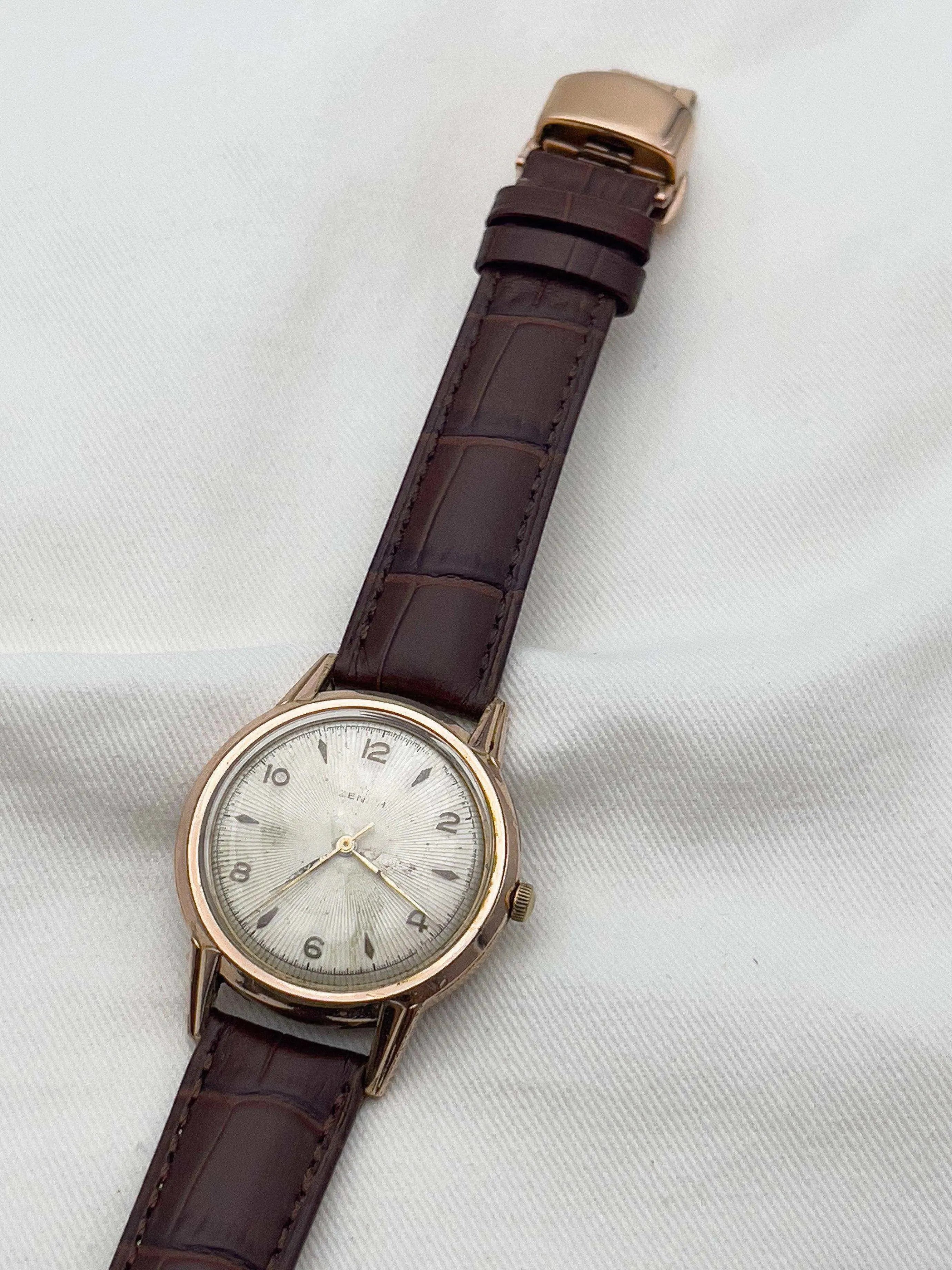 Zenith - Guillochée Plaqué or - 1960s - Atelier Victor Paris - Vintage Watch Shop Dubai
