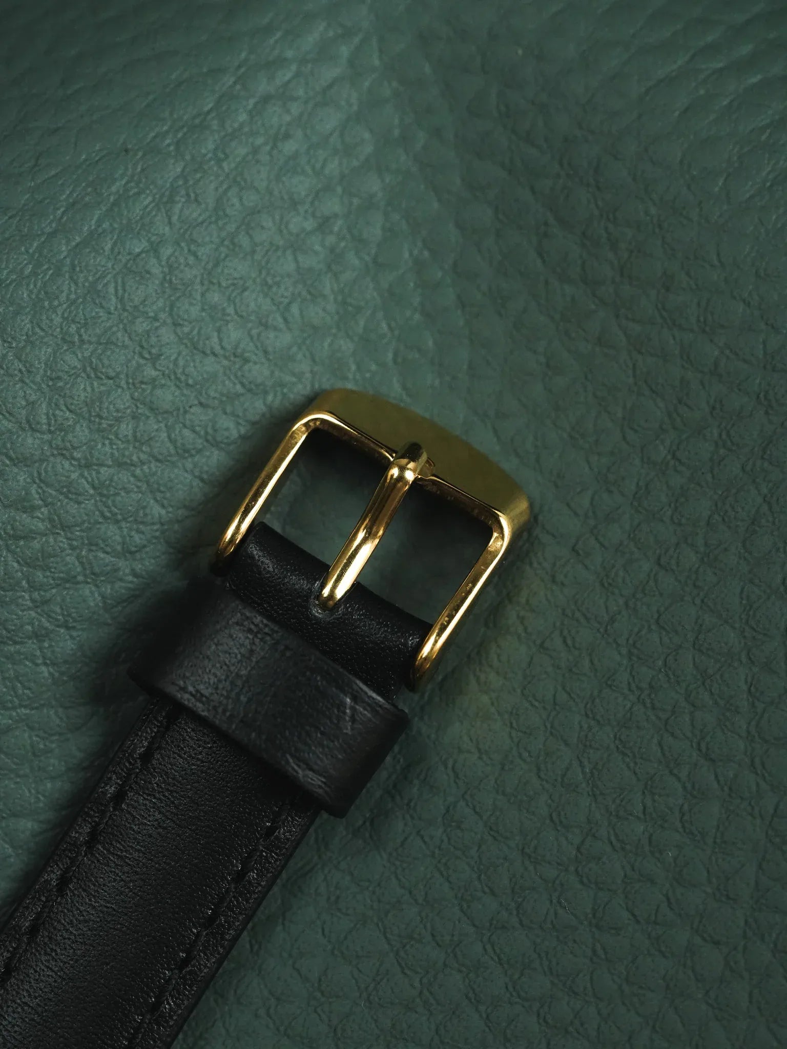 Zenith - Museum Noir Plaqué or - 1990s - Atelier Victor