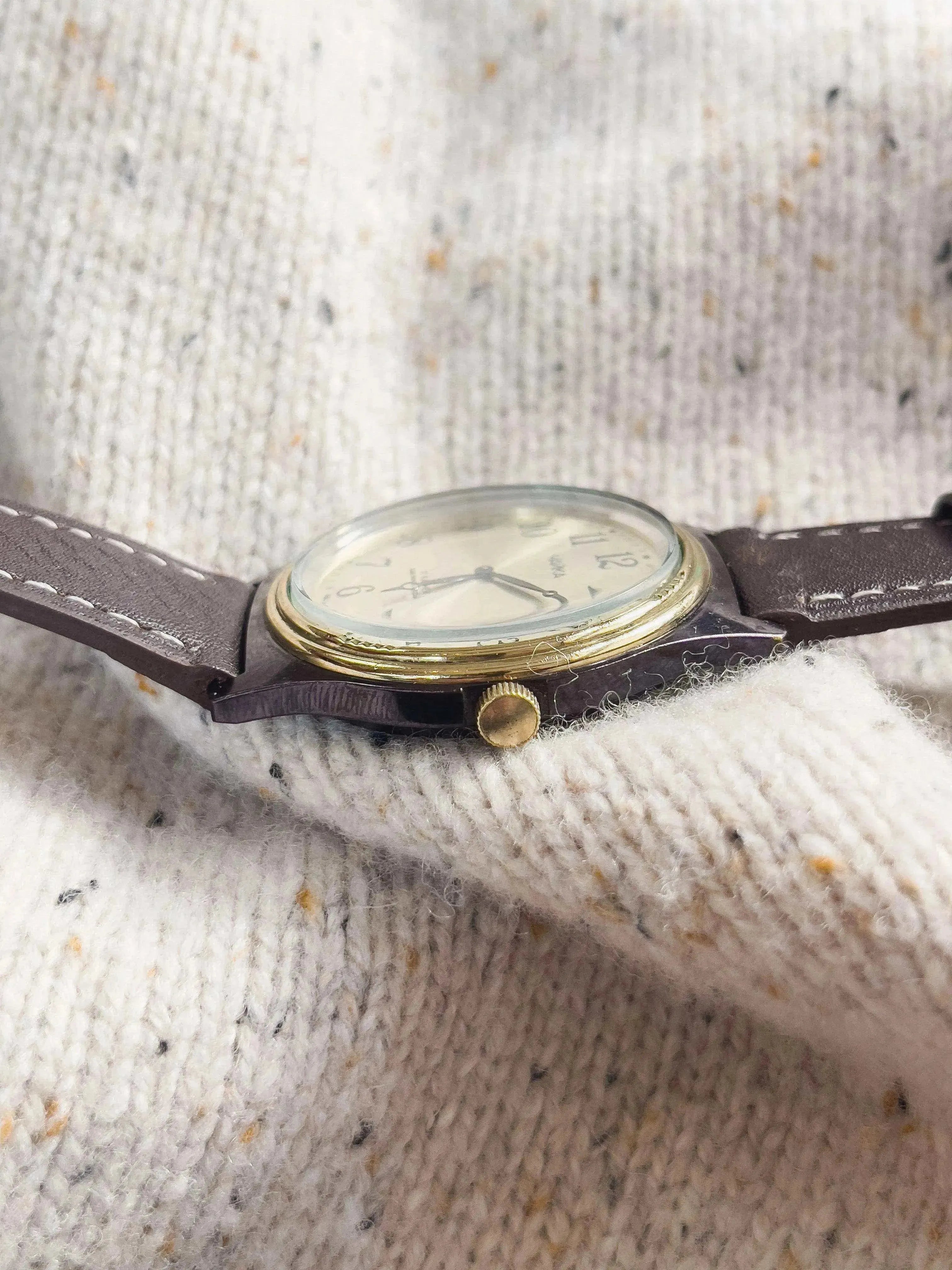 Chaika - Volga - 1990s - Atelier Victor Paris - Vintage Watch Shop Dubai