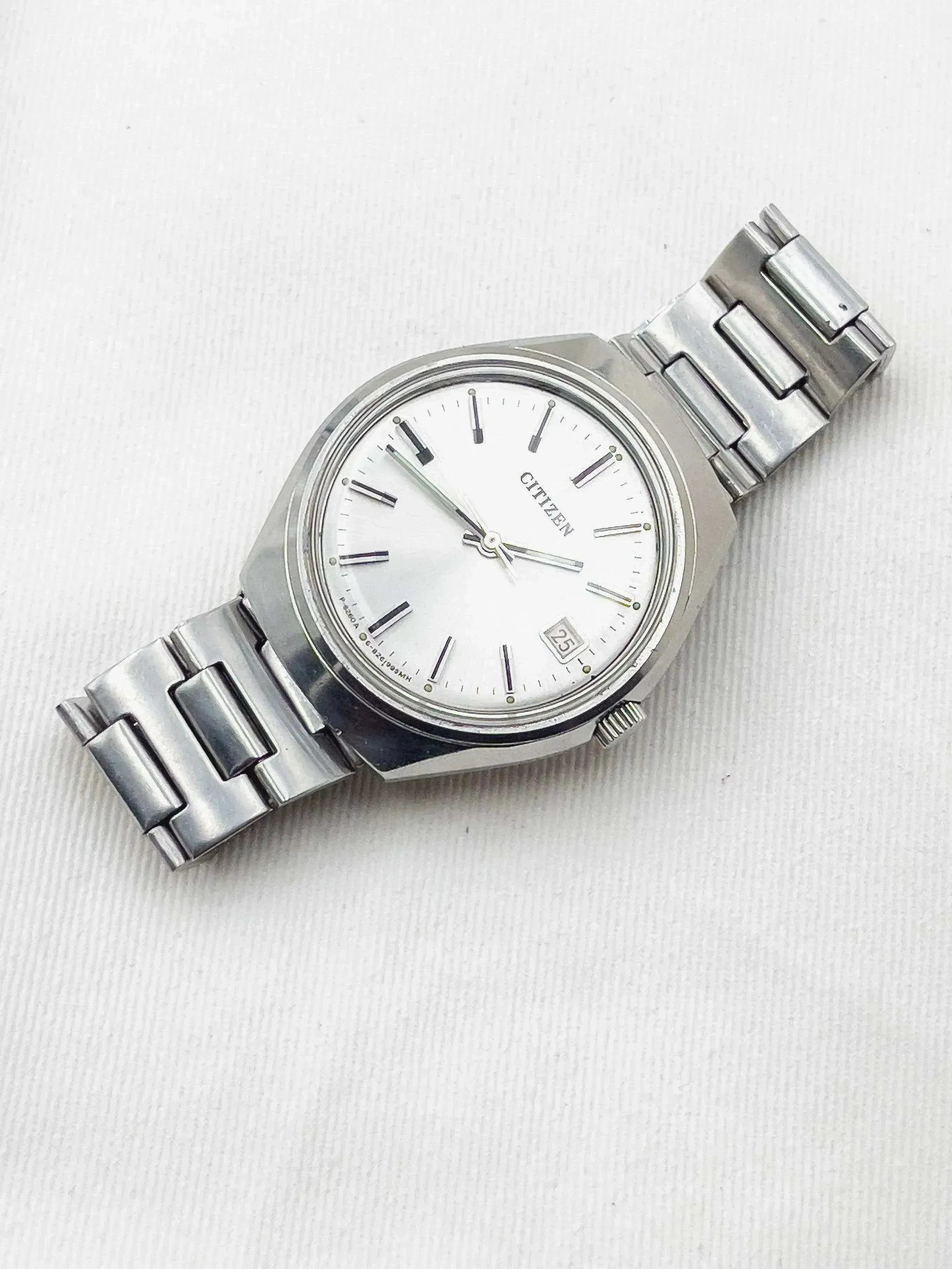 Citizen - Acier Date - 1970s - Atelier Victor