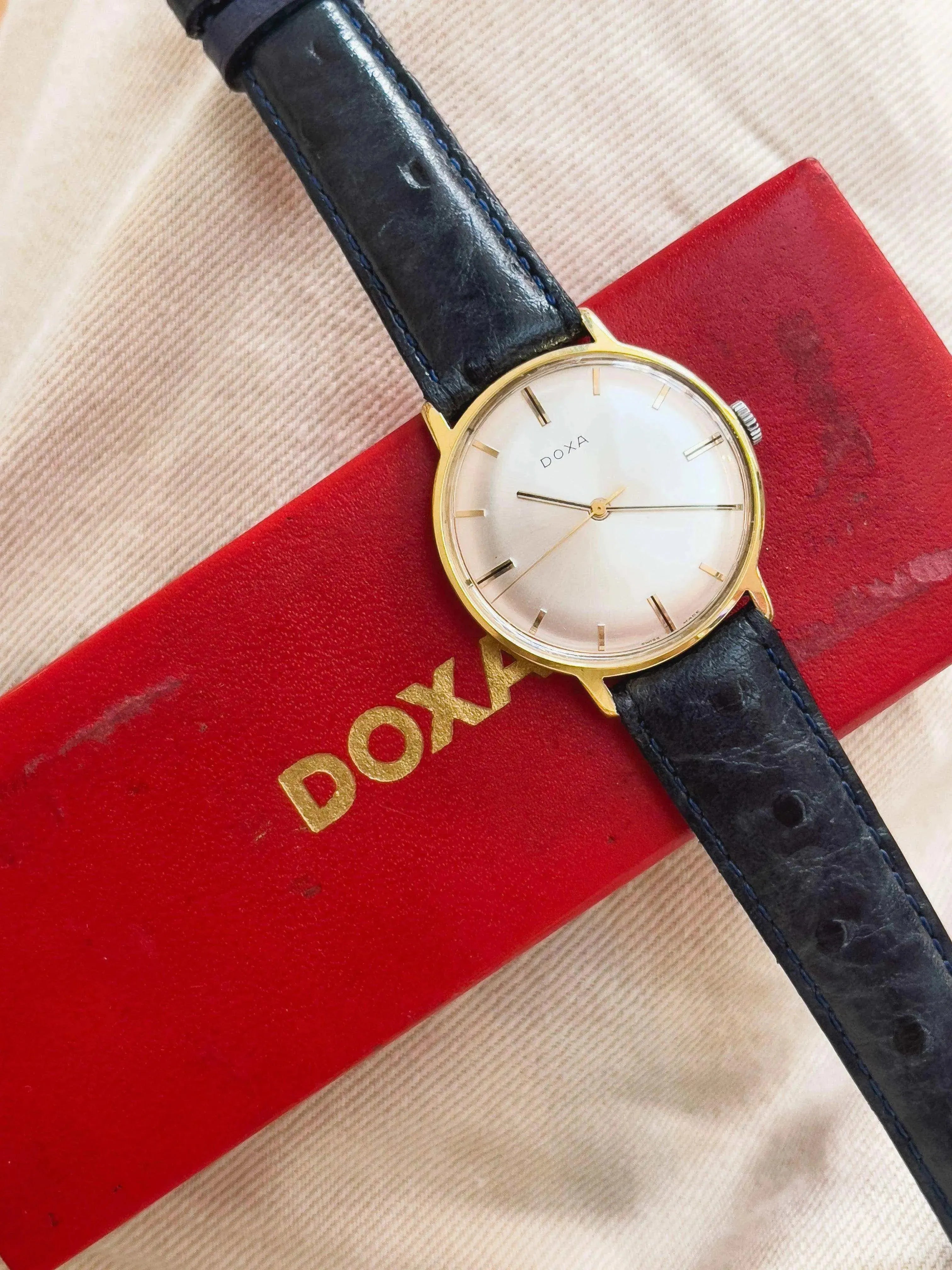 Doxa - Dress Watch avec boîte - 1970s - Atelier Victor Paris - Vintage Watch Shop Dubai