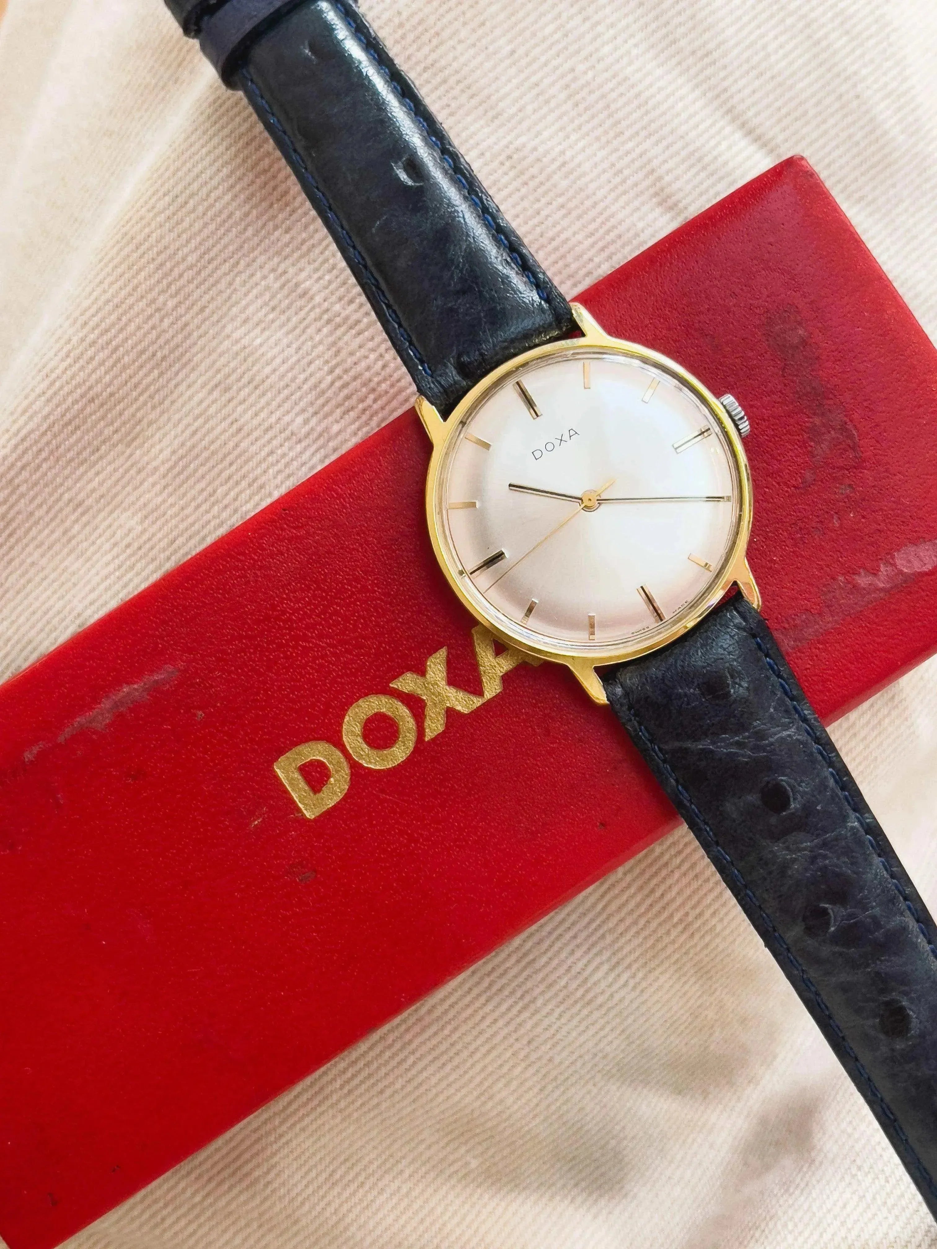 Doxa - Dress Watch avec boîte - 1970s - Atelier Victor - Vintage  Shop