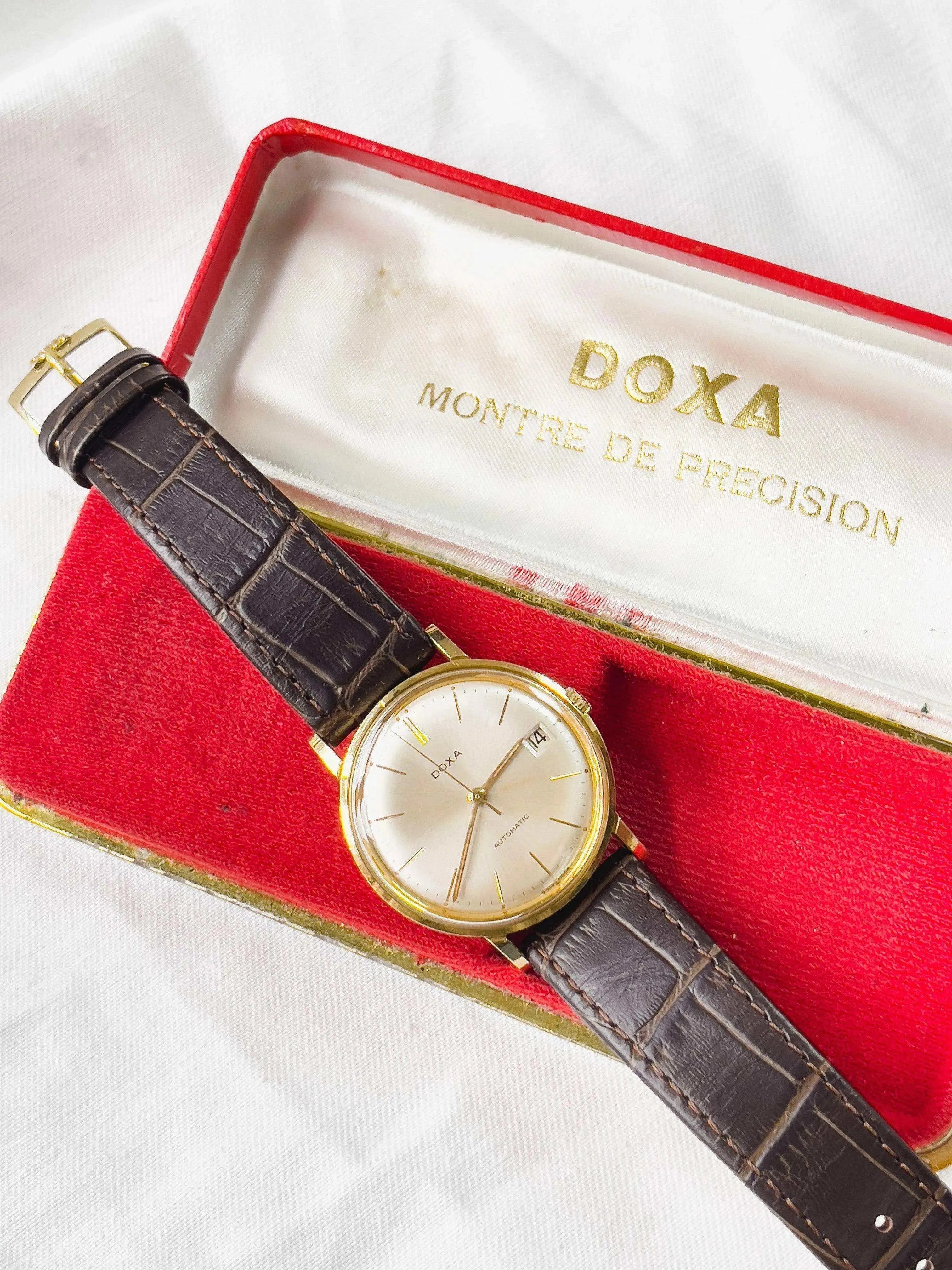 Doxa - Or 18kt - 1960s - Atelier Victor Paris - Vintage Watch Shop Dubai