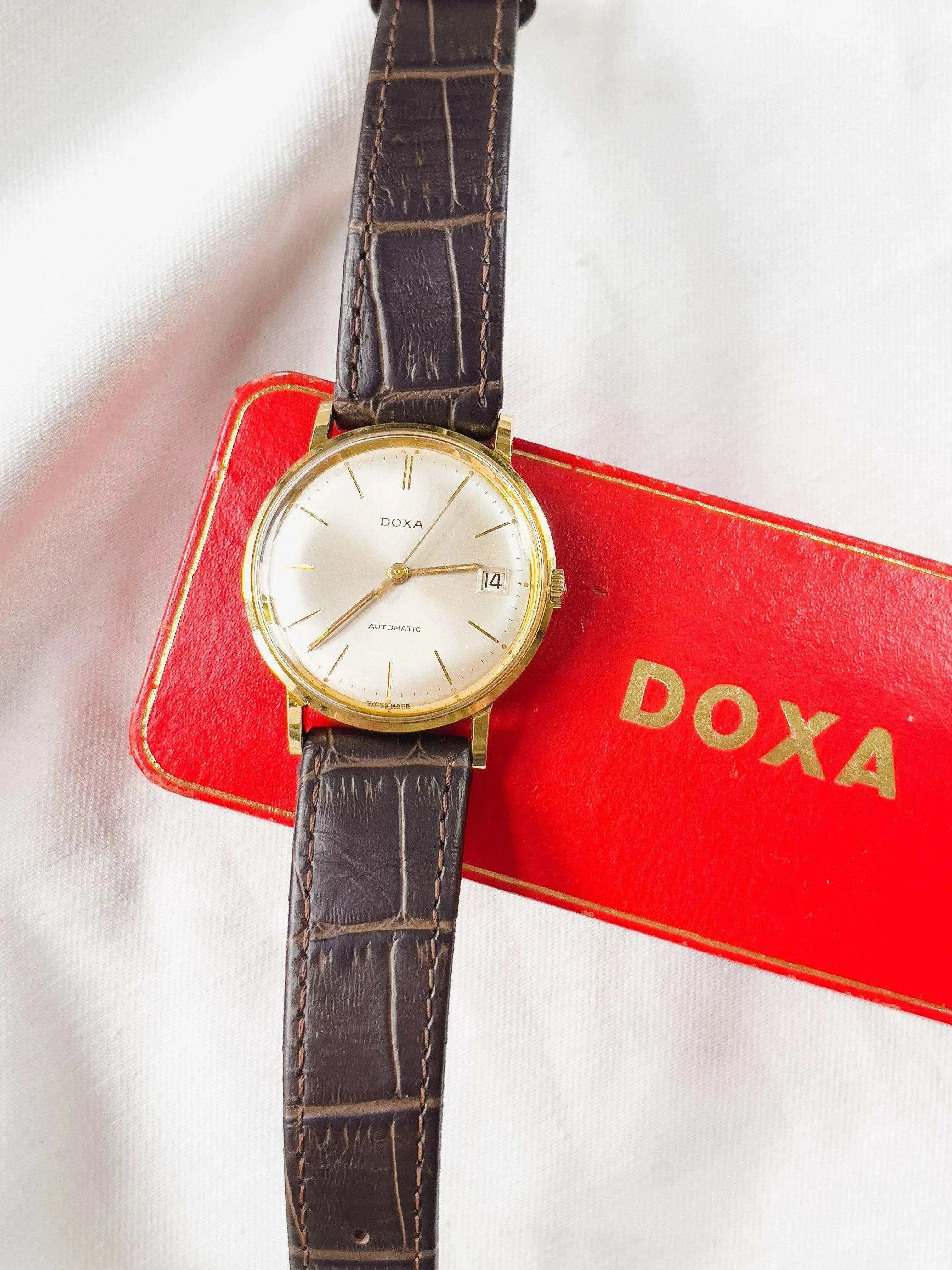 Doxa - Or 18kt - 1960s - Atelier Victor Paris - Vintage Watch Shop Dubai