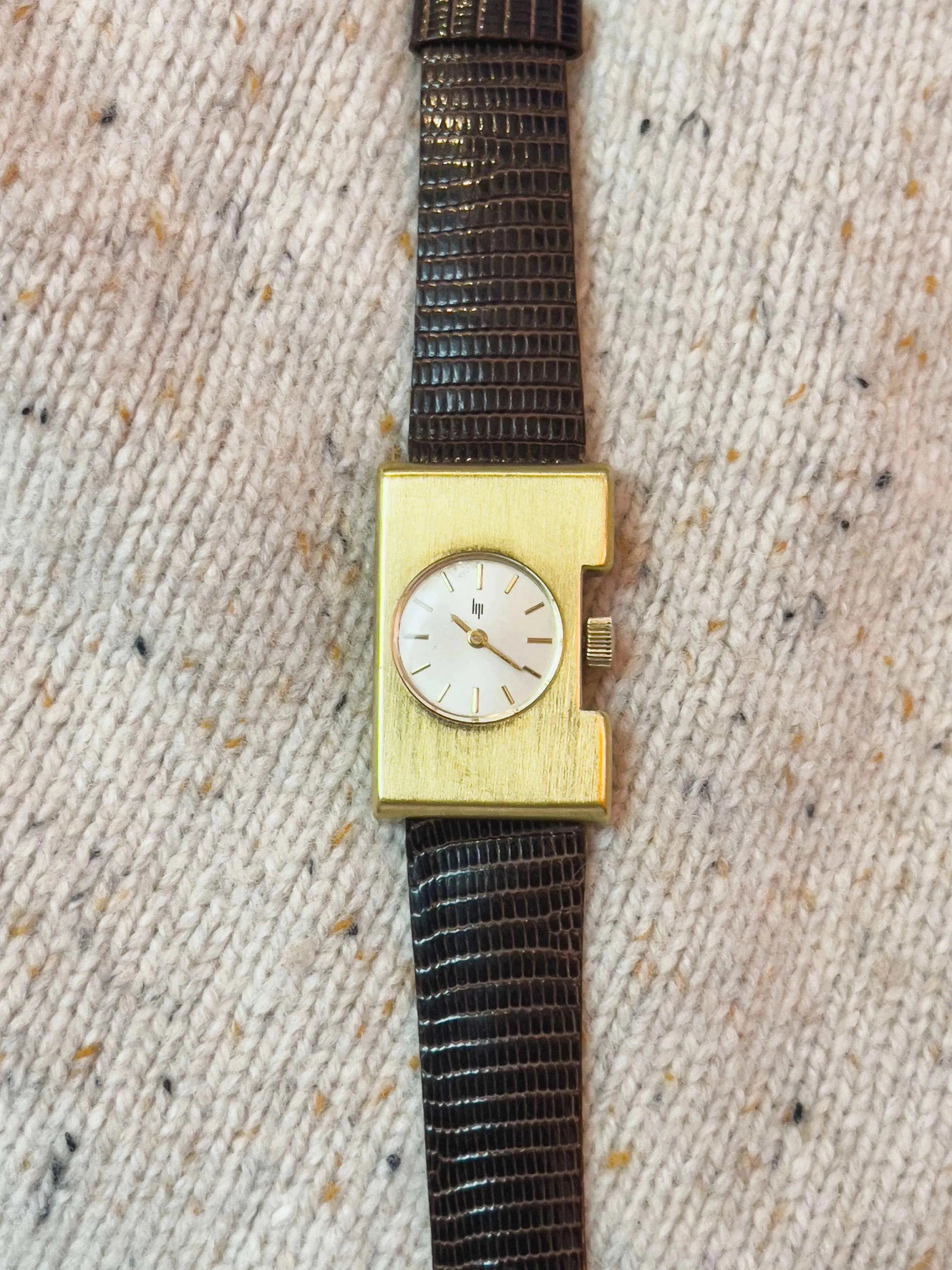 Lip - Isabelle Hebey plaqué or - 1976 - Atelier Victor Paris - Vintage Watch Shop Dubai
