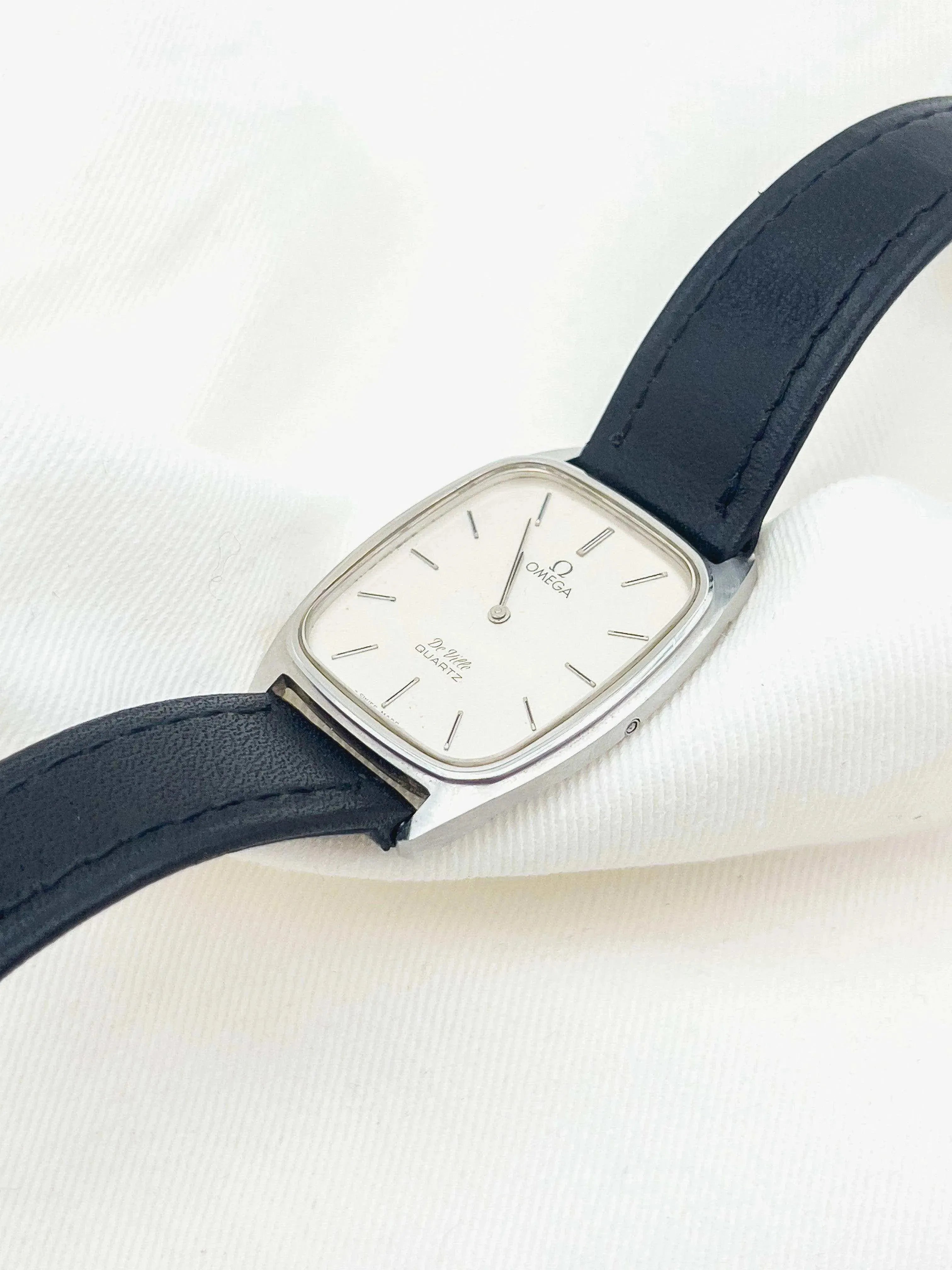 Omega - De Ville 1365 - 1970s - Atelier Victor Paris - Vintage Watch Shop Dubai