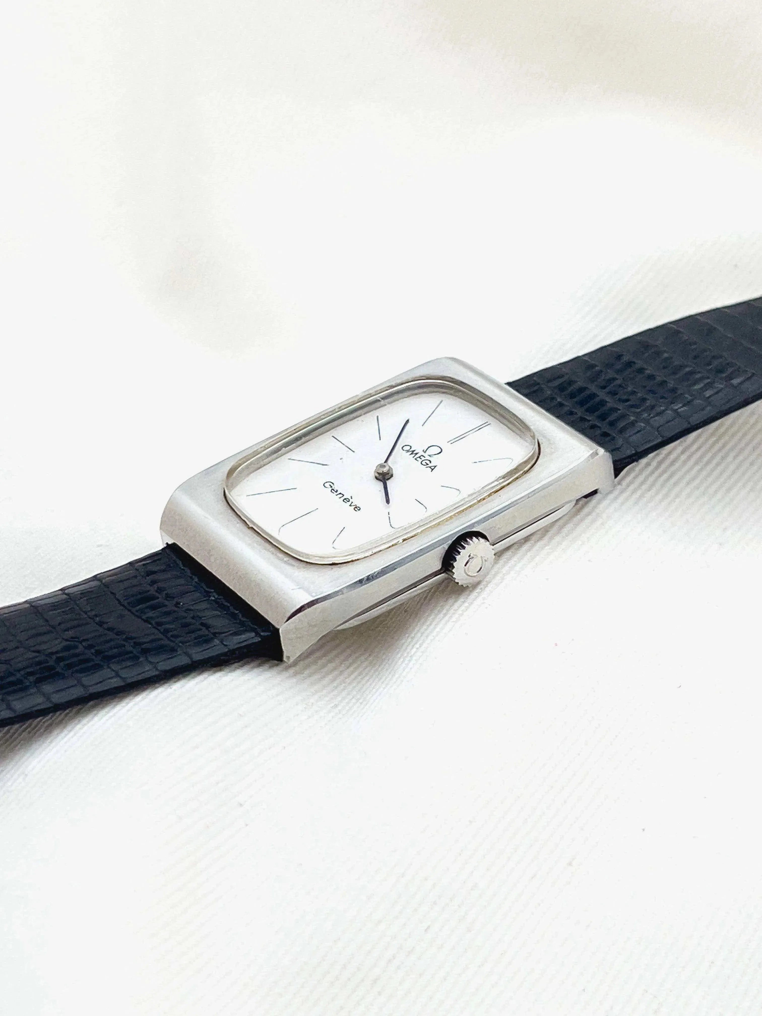 Omega - Genève Rectangulaire Acier 111.0123 - 1973 - Atelier Victor Paris - Vintage Watch Shop Dubai