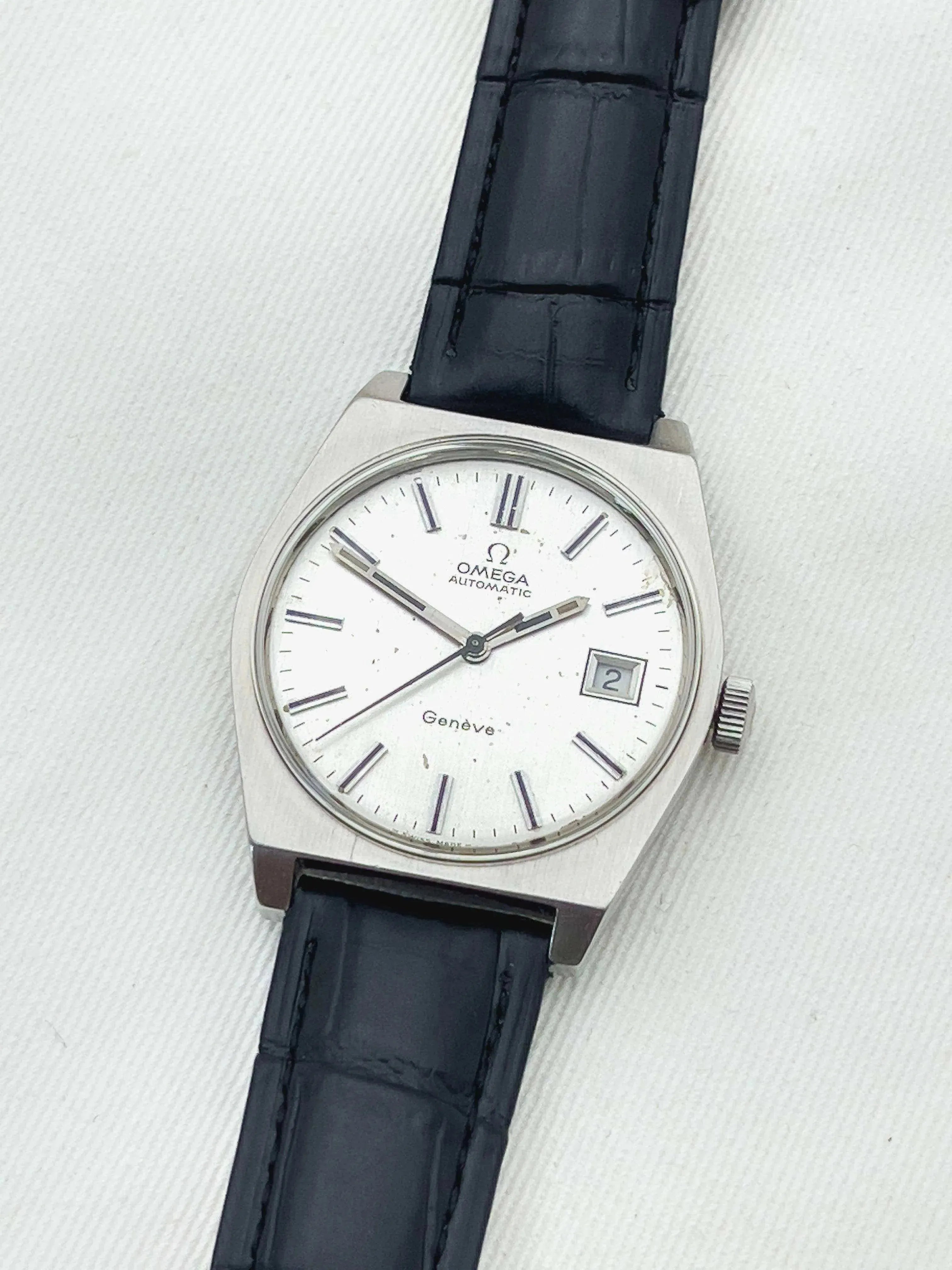 Omega - Genève Tonneau Acier Automatique - 1972 - Atelier Victor Paris - Vintage Watch Shop Dubai