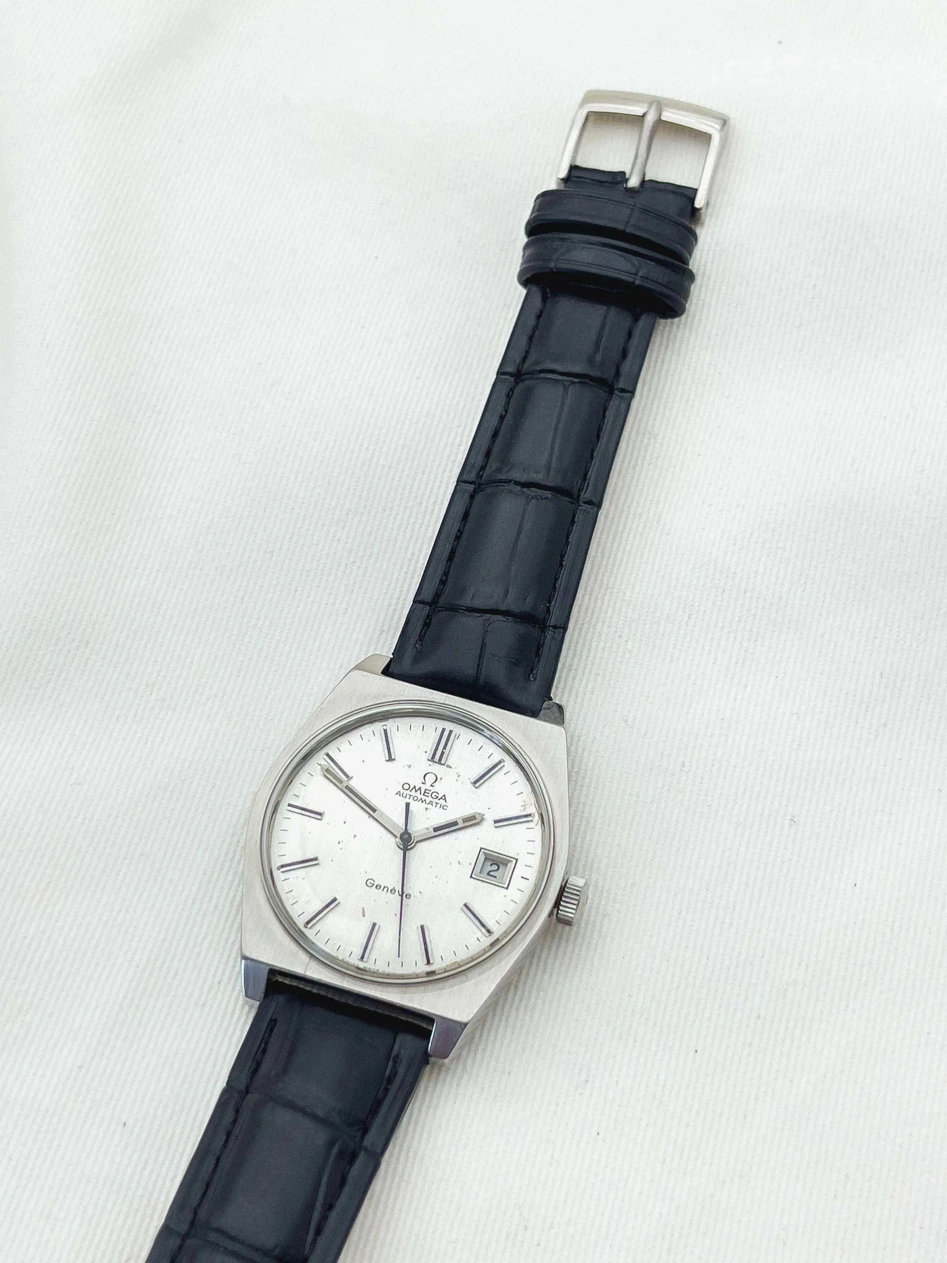 Omega - Genève Tonneau Acier Automatique - 1972 - Atelier Victor Paris - Vintage Watch Shop Dubai