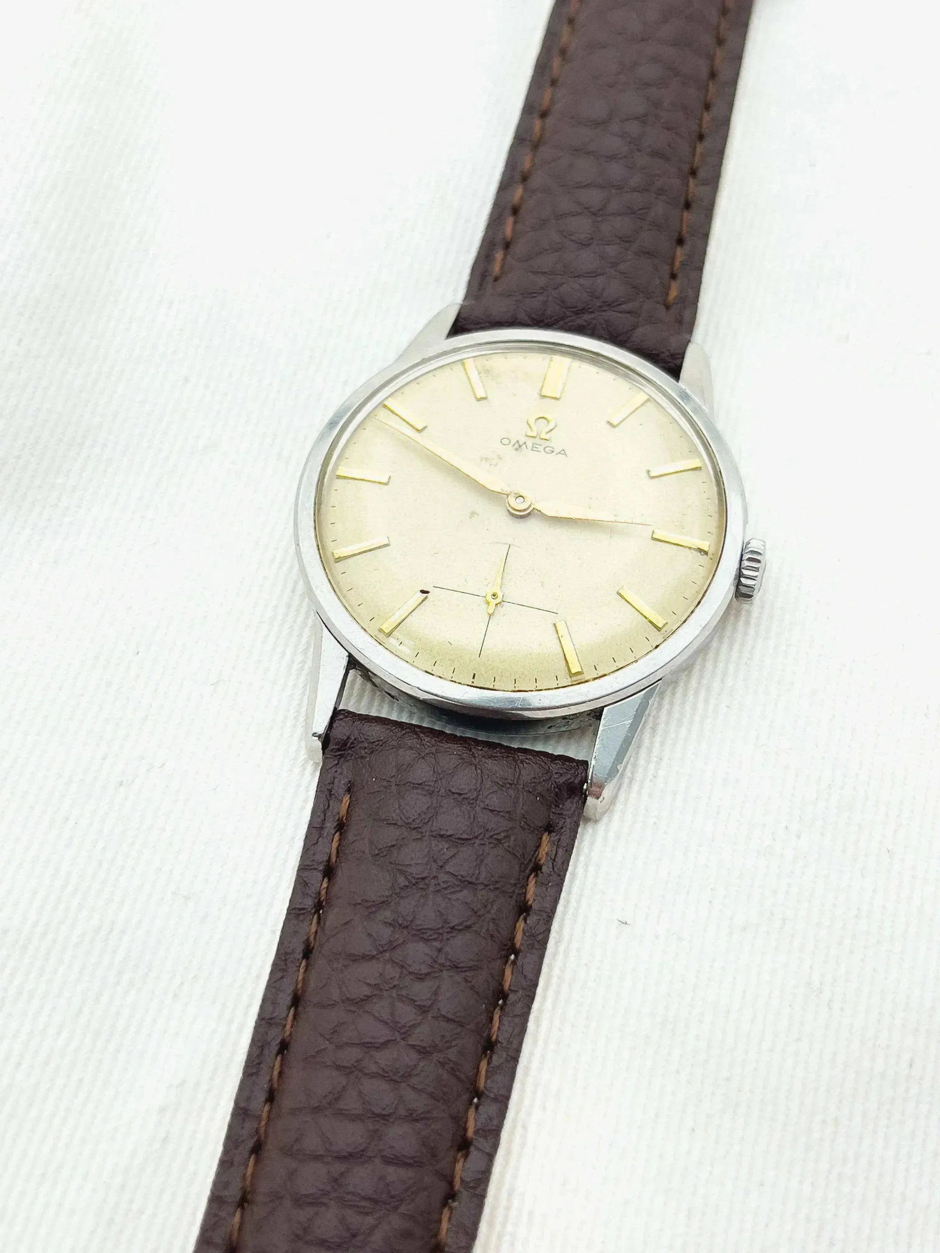 Omega - Honeycomb Dial - 1960 - Atelier Victor