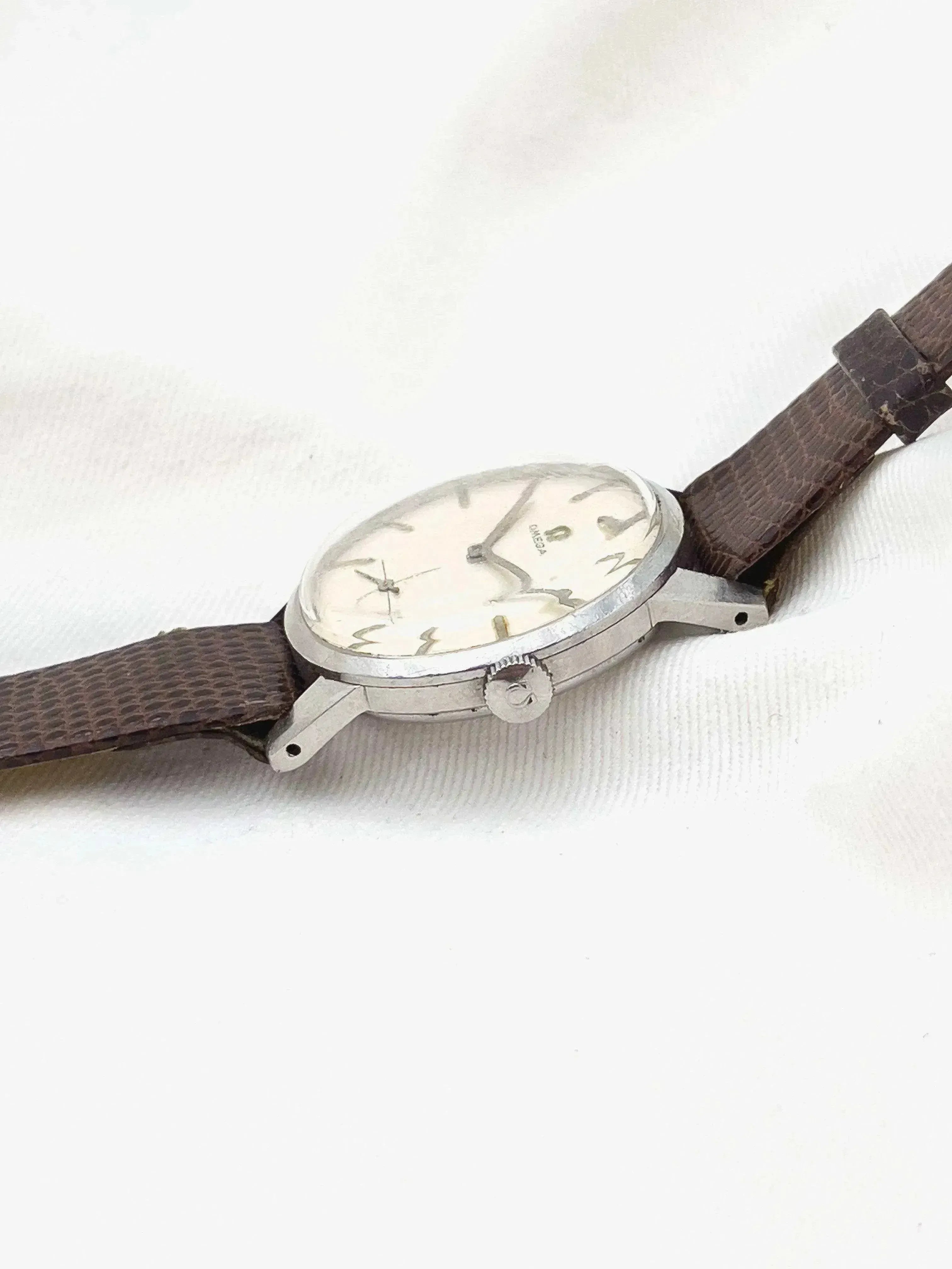 Omega - Ivory Petite-seconde - 1950 - Atelier Victor