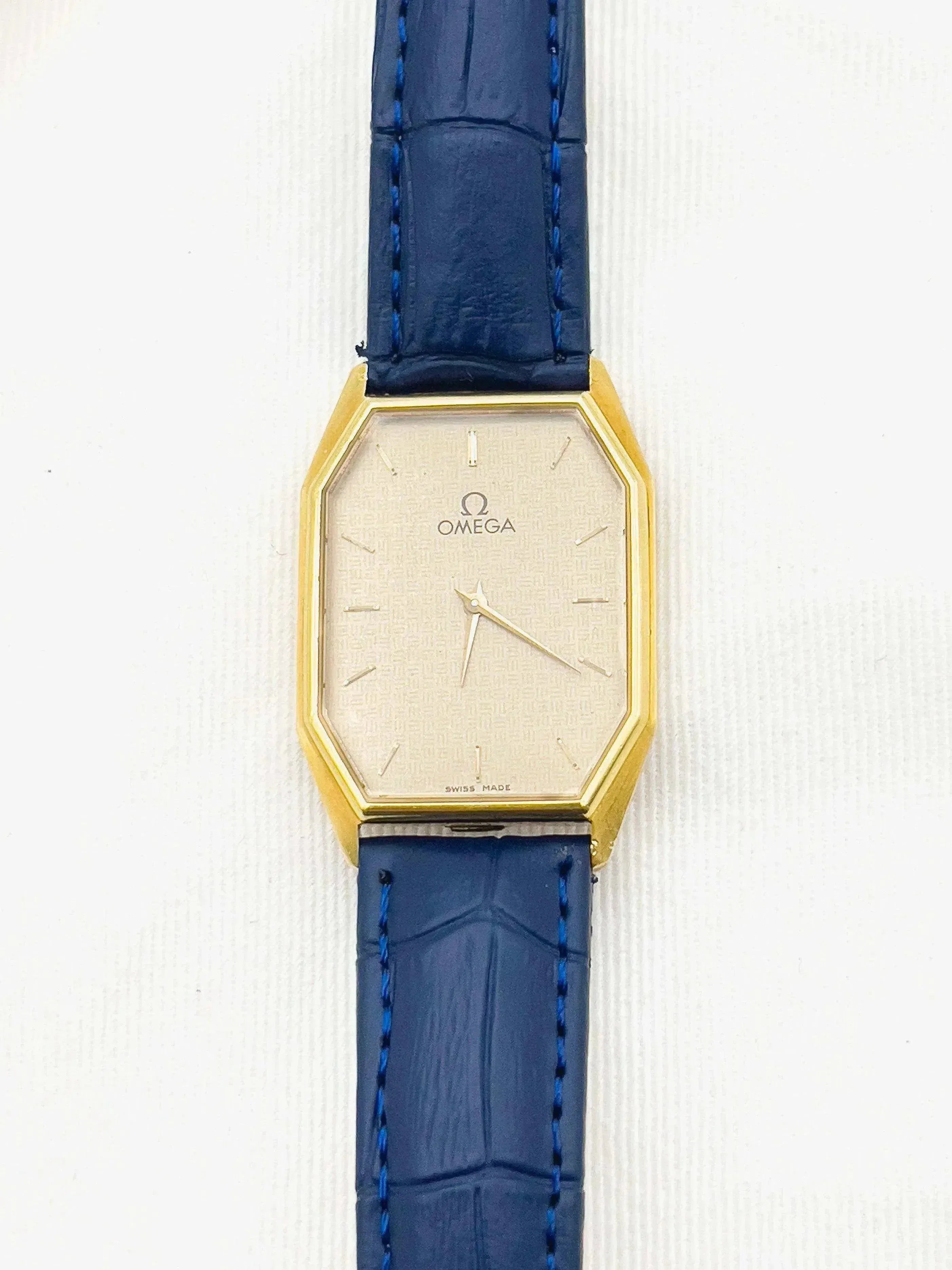 Omega - Octogone Or 18k - 1970s - Atelier Victor - Vintage  Shop