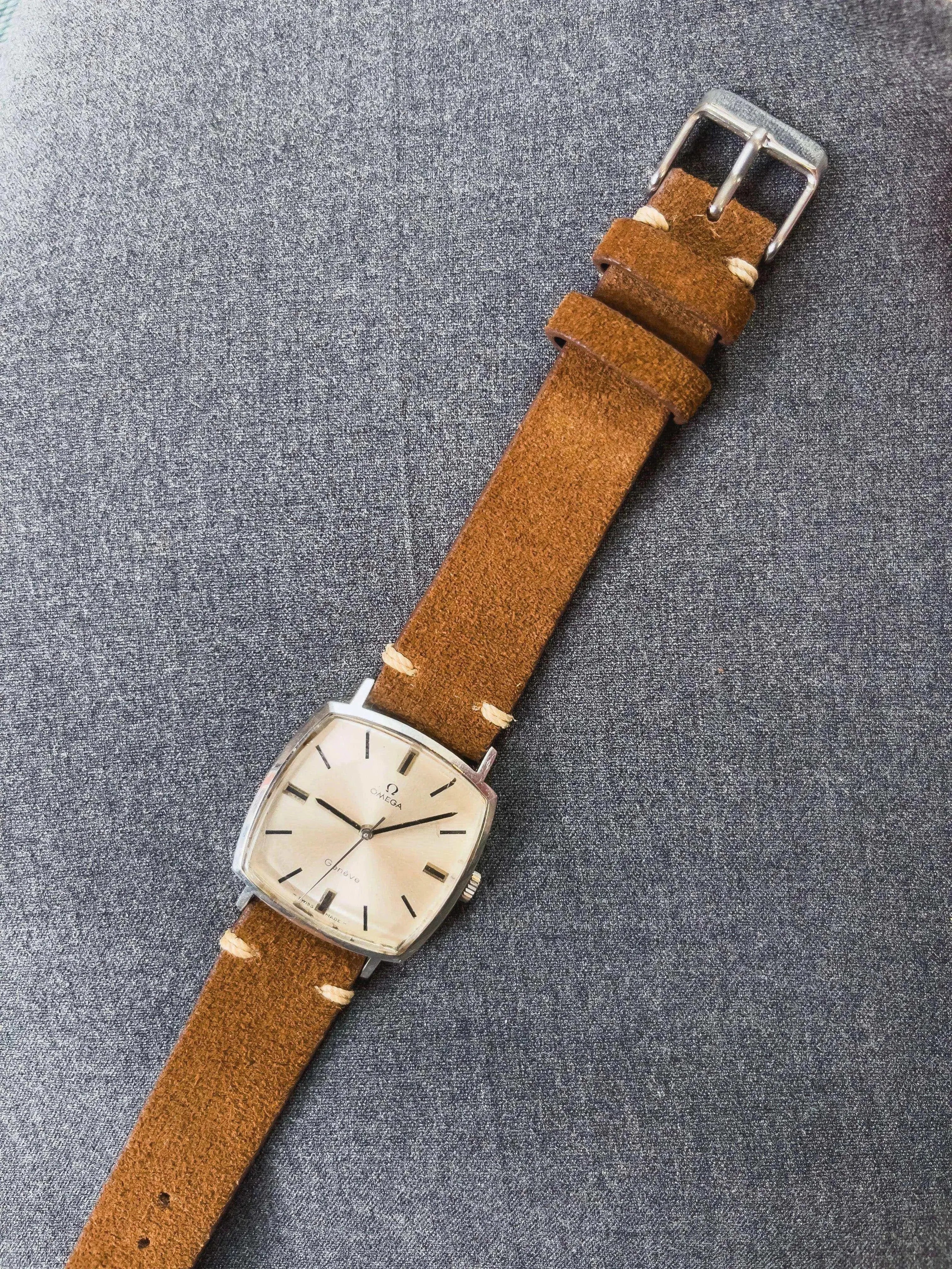 Omega - Omega Genève Black Index - 1970s - Atelier Victor Paris - Vintage Watch Shop Dubai