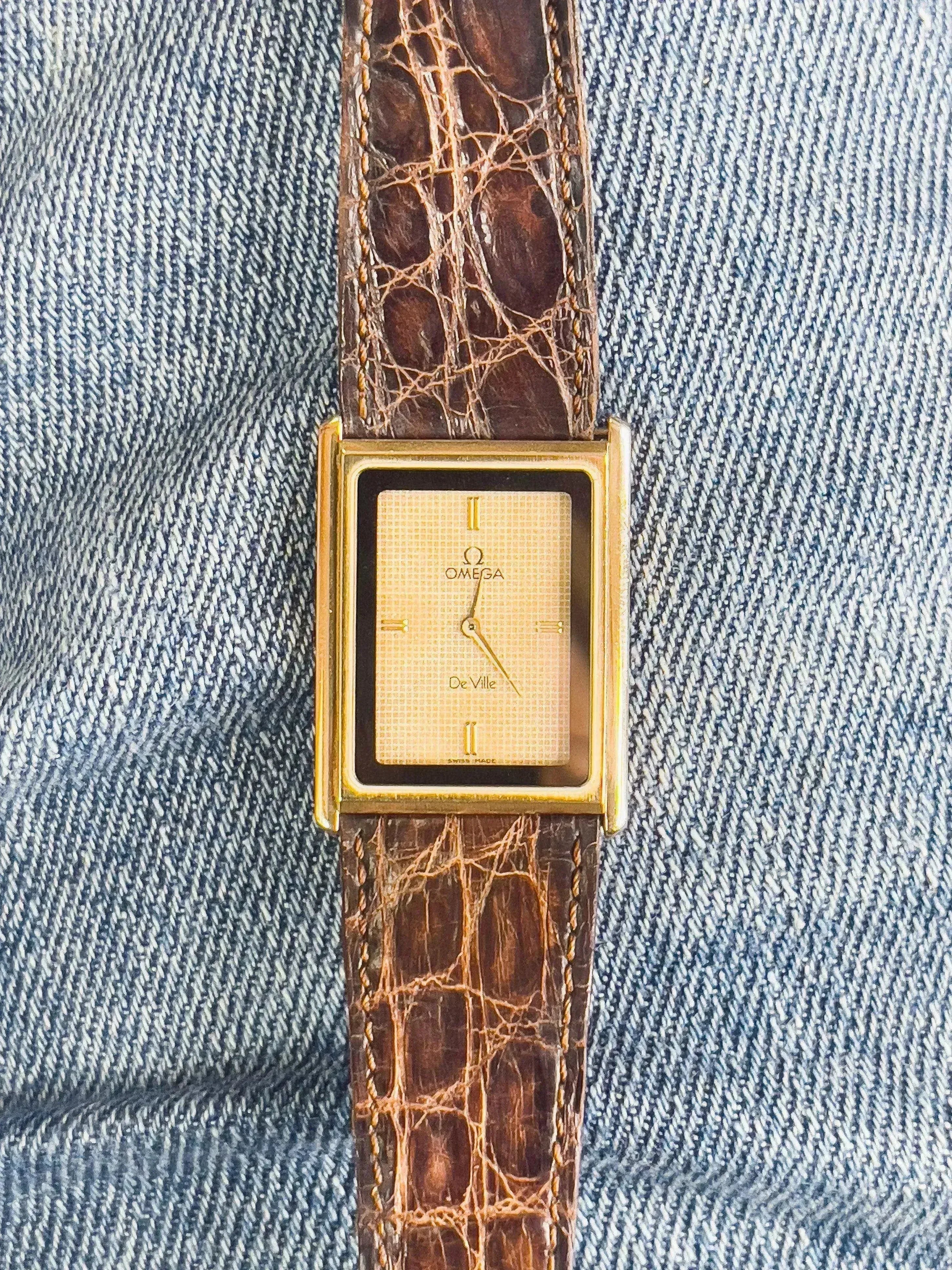 Omega - Tank plaqué or noir - 1970s - Atelier Victor