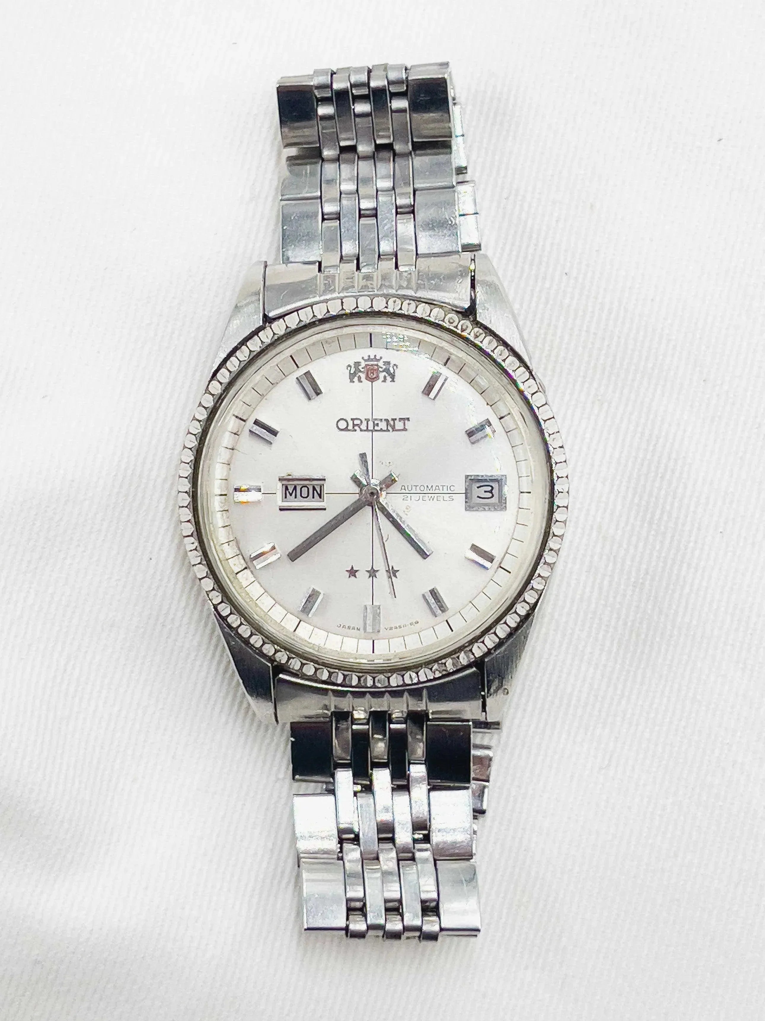 Orient - Cannelée Day Date - 1970s - Atelier Victor - Vintage  Shop