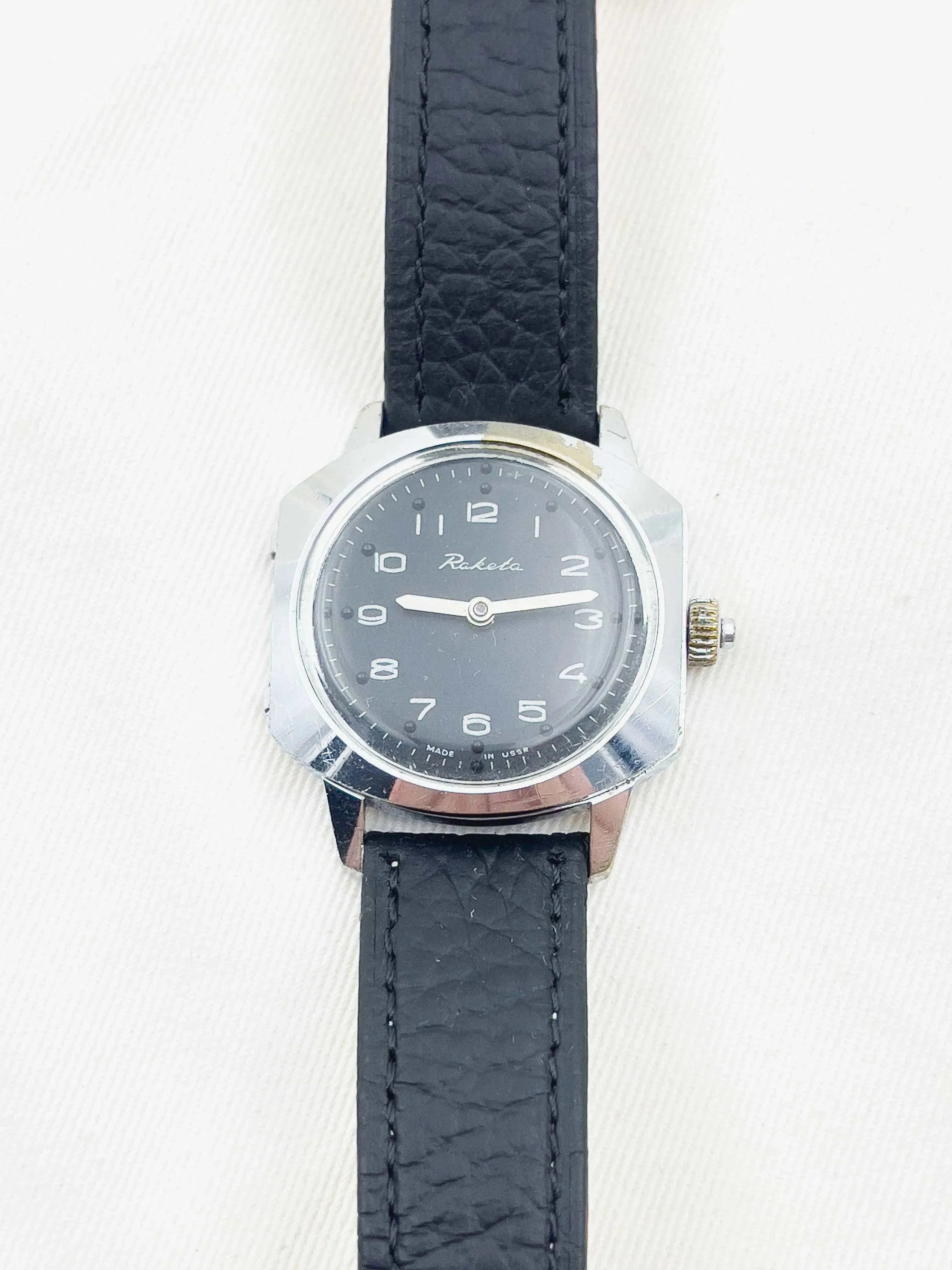 Raketa - Blind Black Diak - 1980s - Atelier Victor - Vintage  Shop