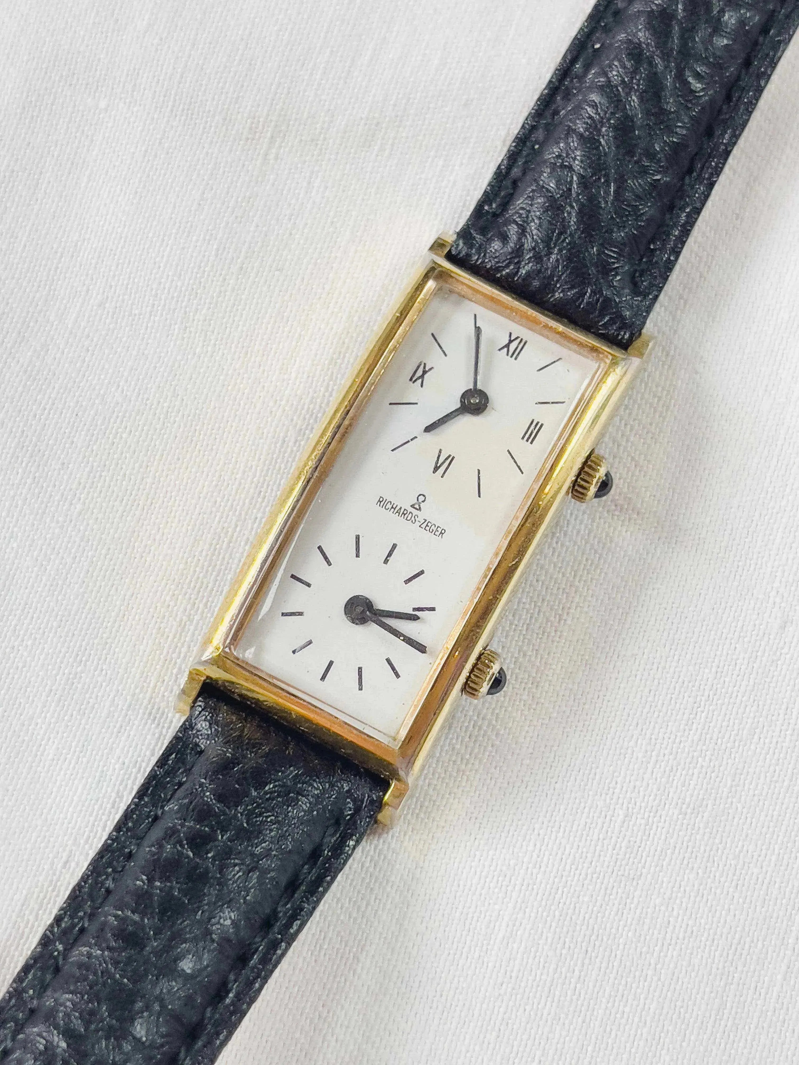 Richards-Zeger - Double Fuseau - 1980s - Atelier Victor Paris - Vintage Watch Shop Dubai