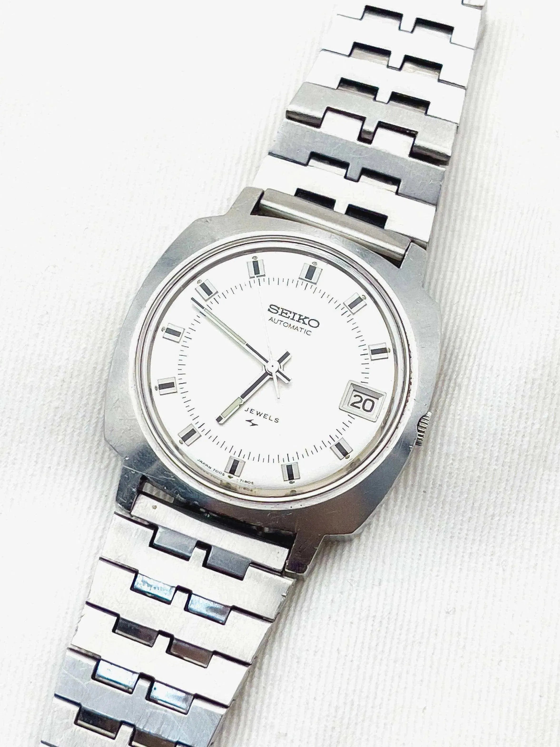 Seiko 5 - Acier Royal - 1972 - Atelier Victor Paris - Vintage Watch Shop Dubai