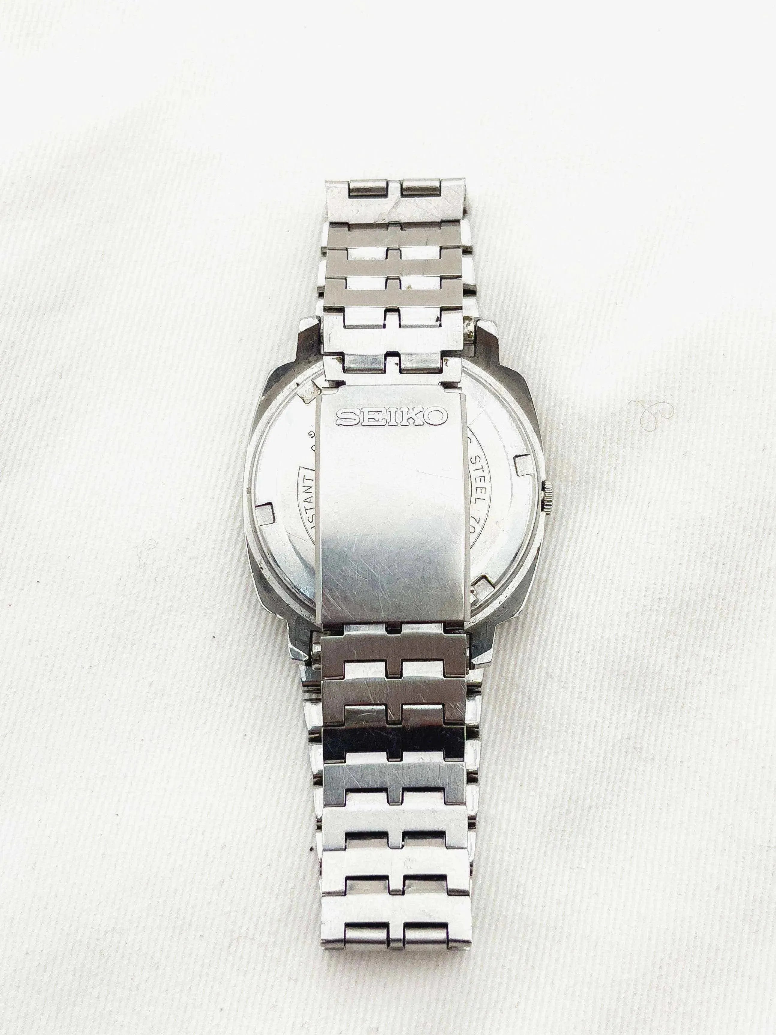 Seiko 5 - Acier Royal - 1972 - Atelier Victor Paris - Vintage Watch Shop Dubai
