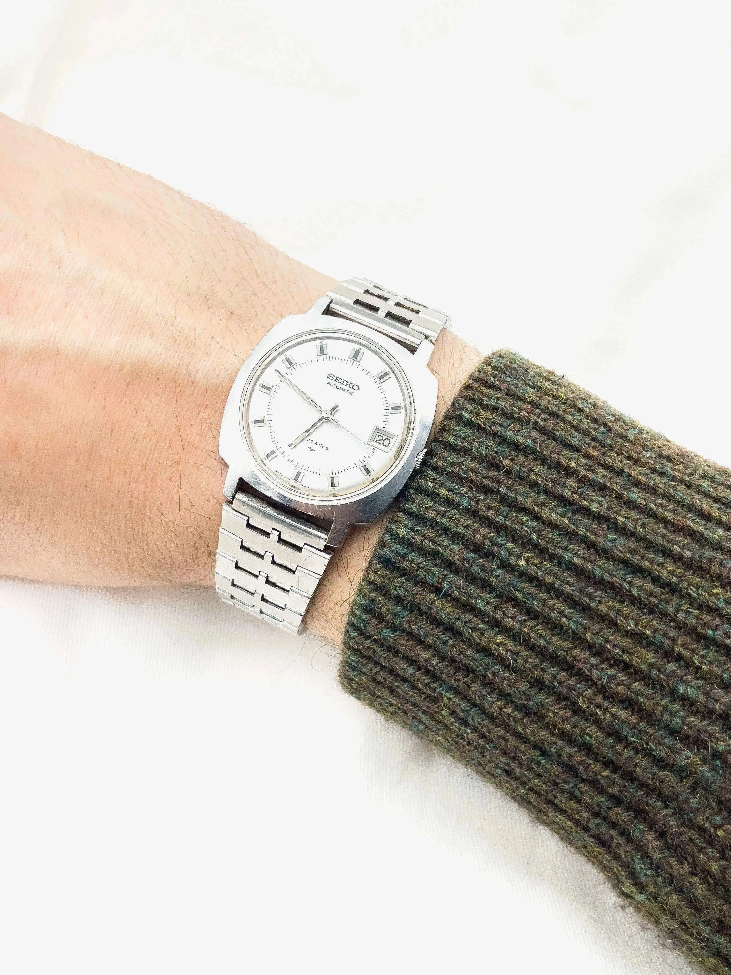Seiko 5 - Acier Royal - 1972 - Atelier Victor Paris - Vintage Watch Shop Dubai