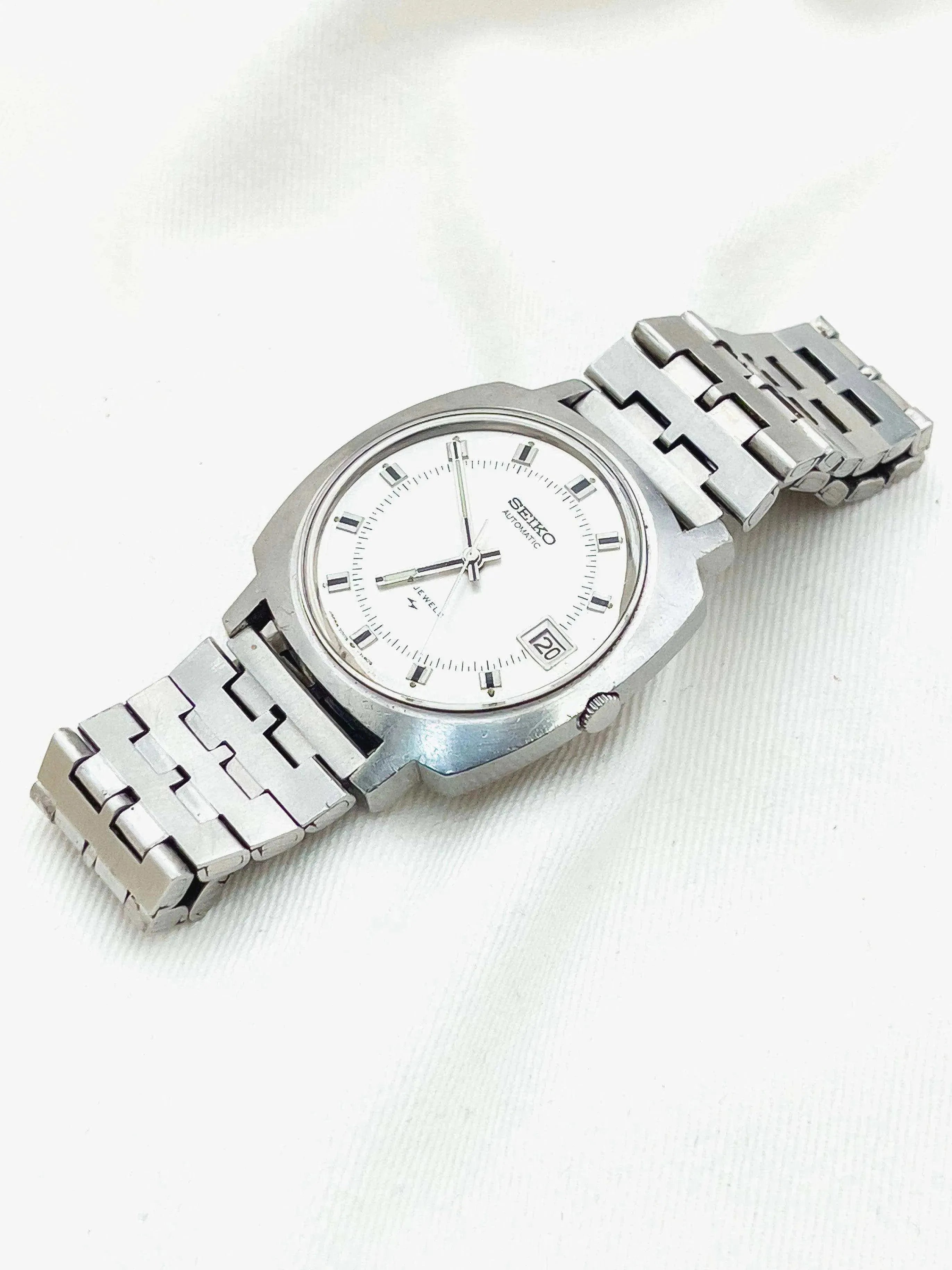 Seiko 5 - Acier Royal - 1972 - Atelier Victor Paris - Vintage Watch Shop Dubai