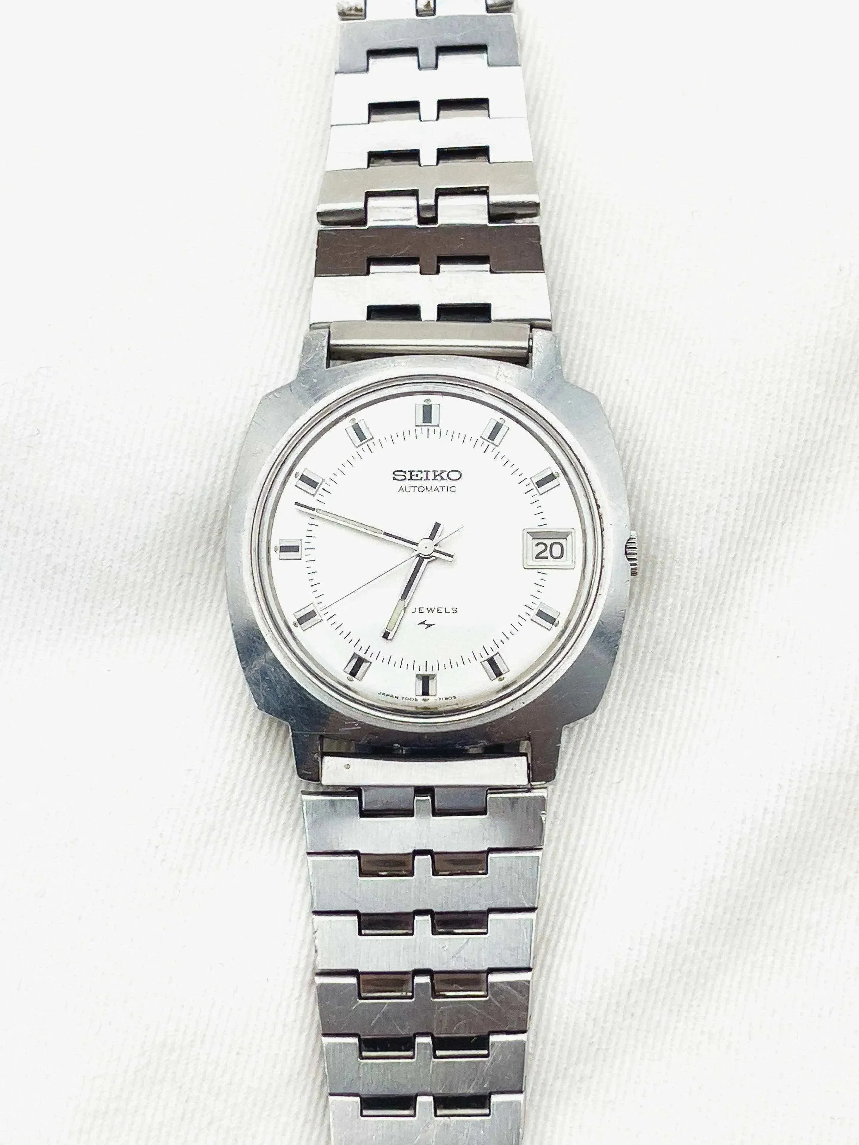 Seiko 5 - Acier Royal - 1972 - Atelier Victor - Vintage  Shop