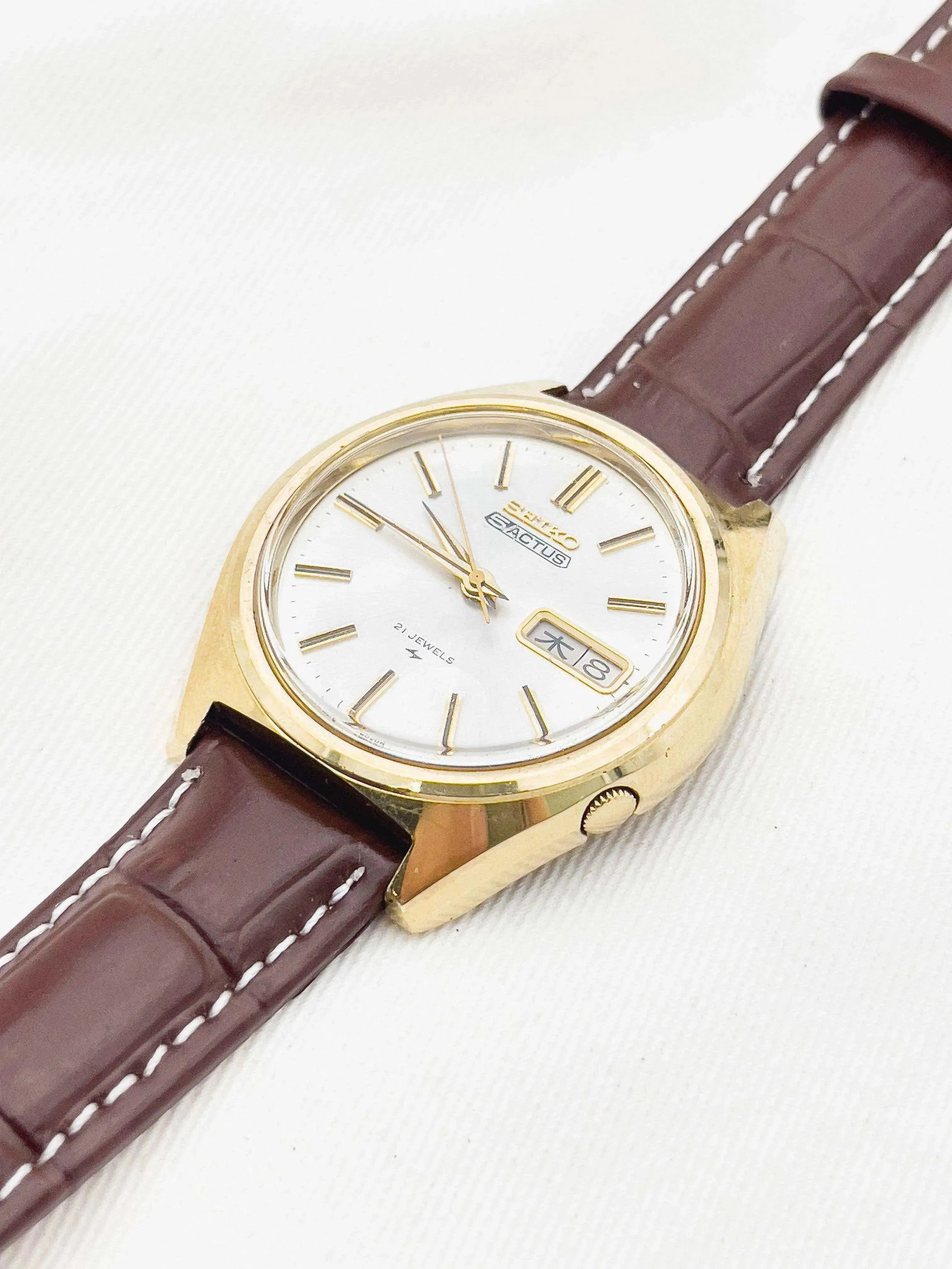Seiko - 5 Actus Daydate plaqué or Kanji - 1973 - Atelier Victor Paris - Vintage Watch Shop Dubai