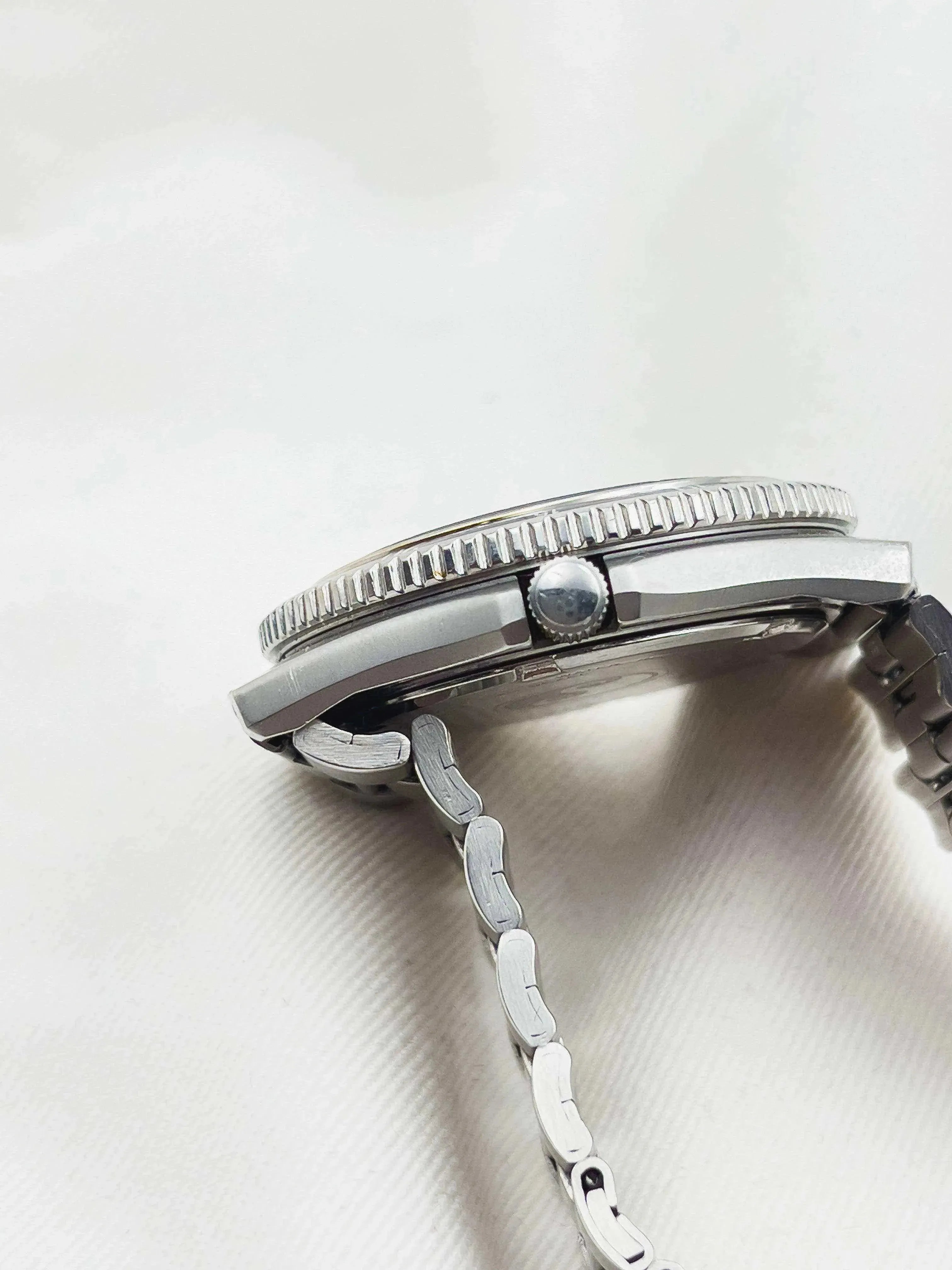 Seiko - Sport 100 Quartz - boite - 1984 - Atelier Victor Paris - Vintage Watch Shop Dubai