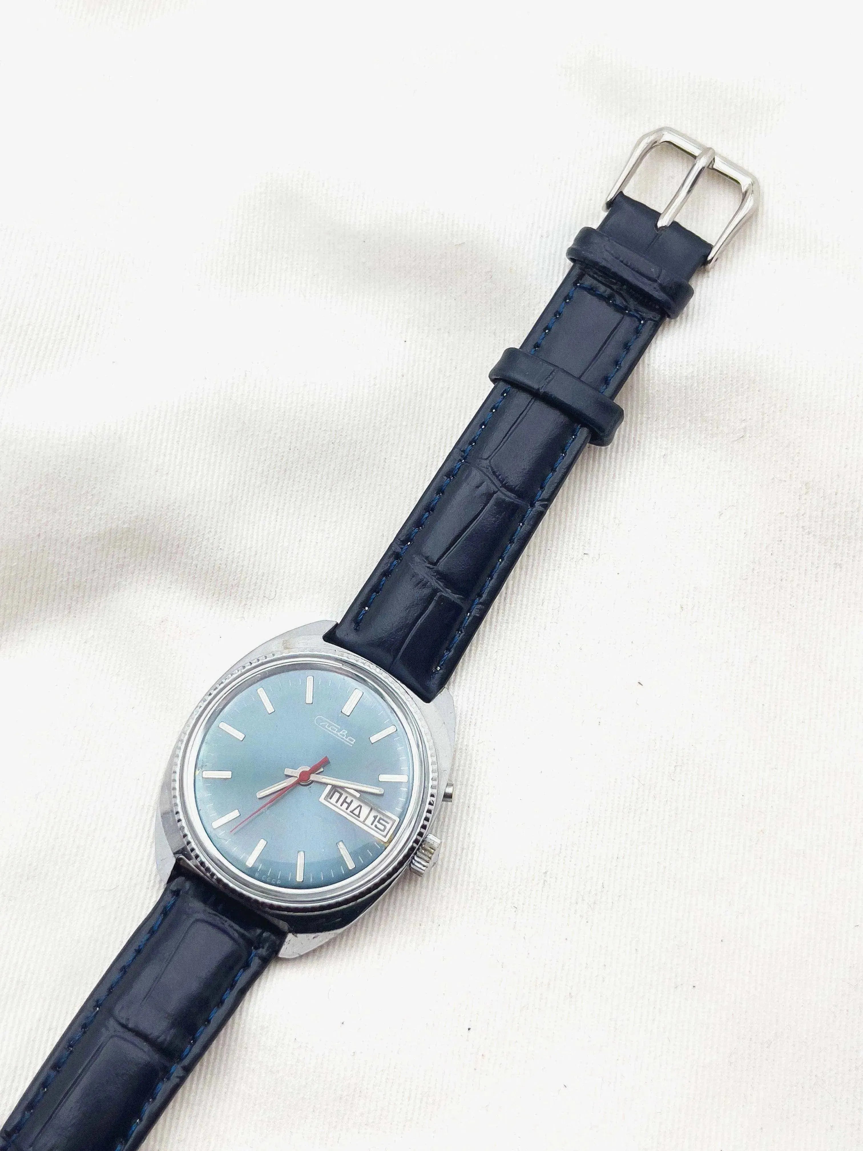 Slava - Cadran sky blue - 1980s - Atelier Victor Paris - Vintage Watch Shop Dubai