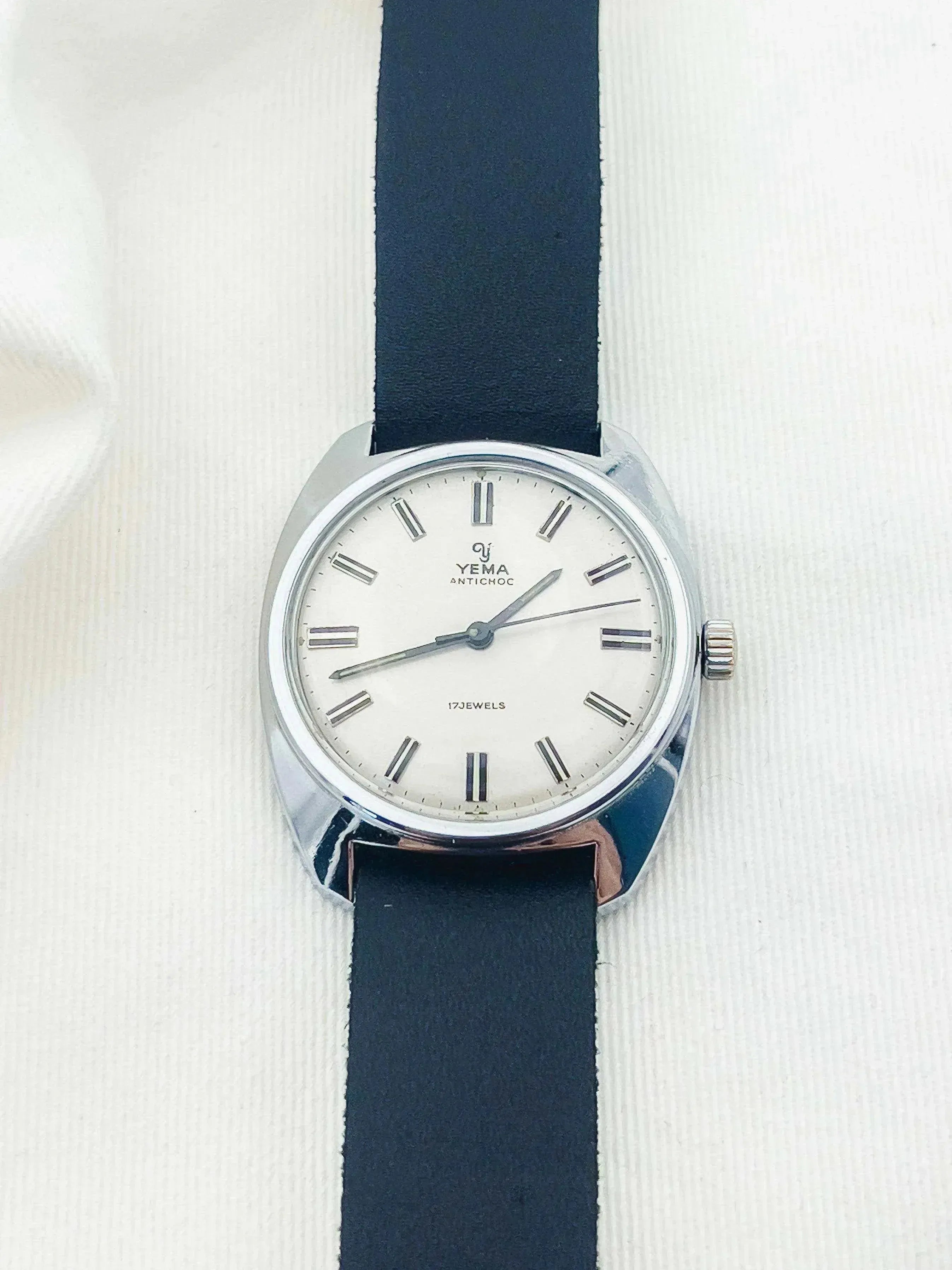 Yema - dress watch acier - 1960s - Atelier Victor - Vintage  Shop