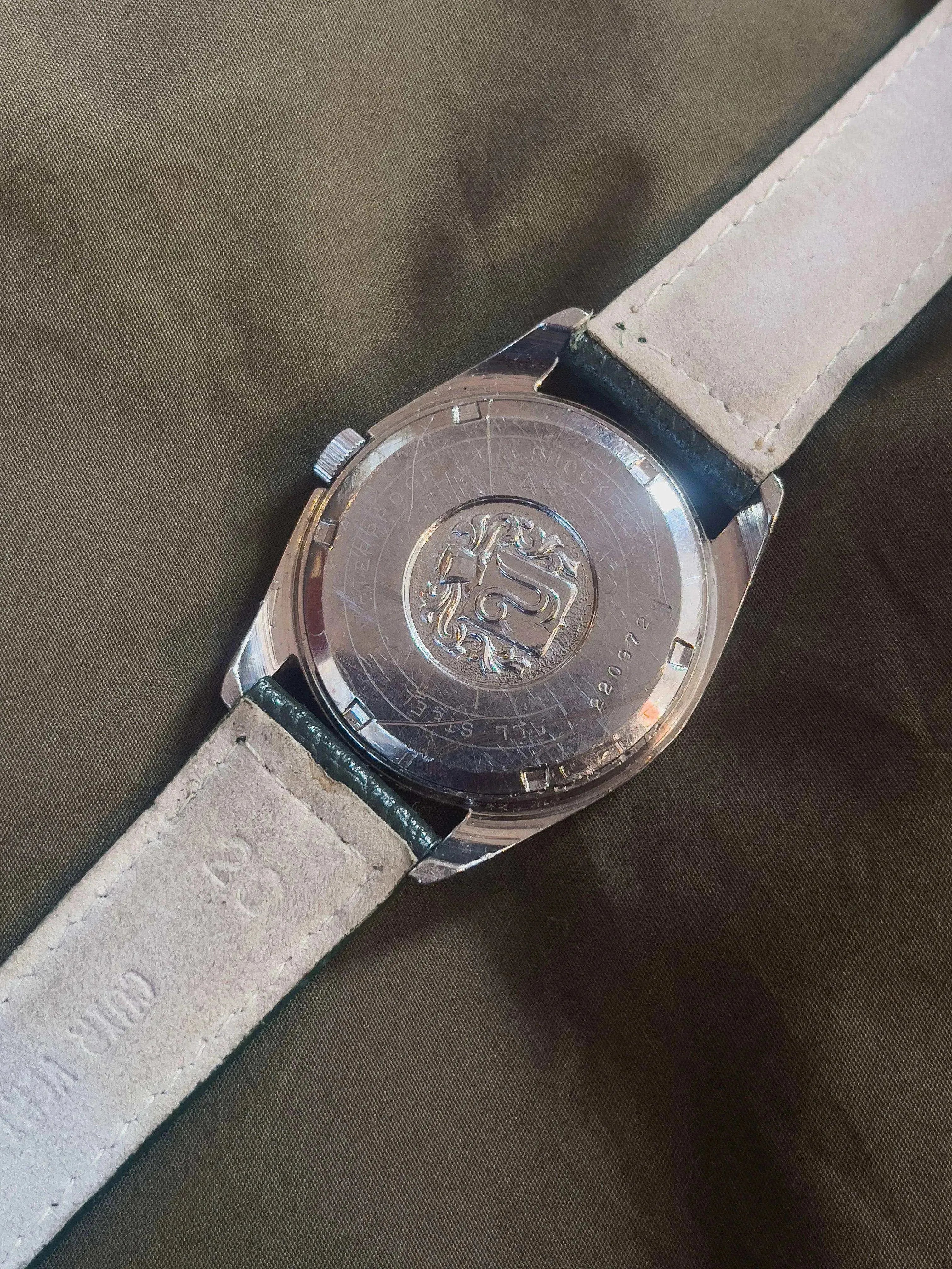 Yema - Sous-Marine - 1960s - Atelier Victor Paris - Vintage Watch Shop Dubai